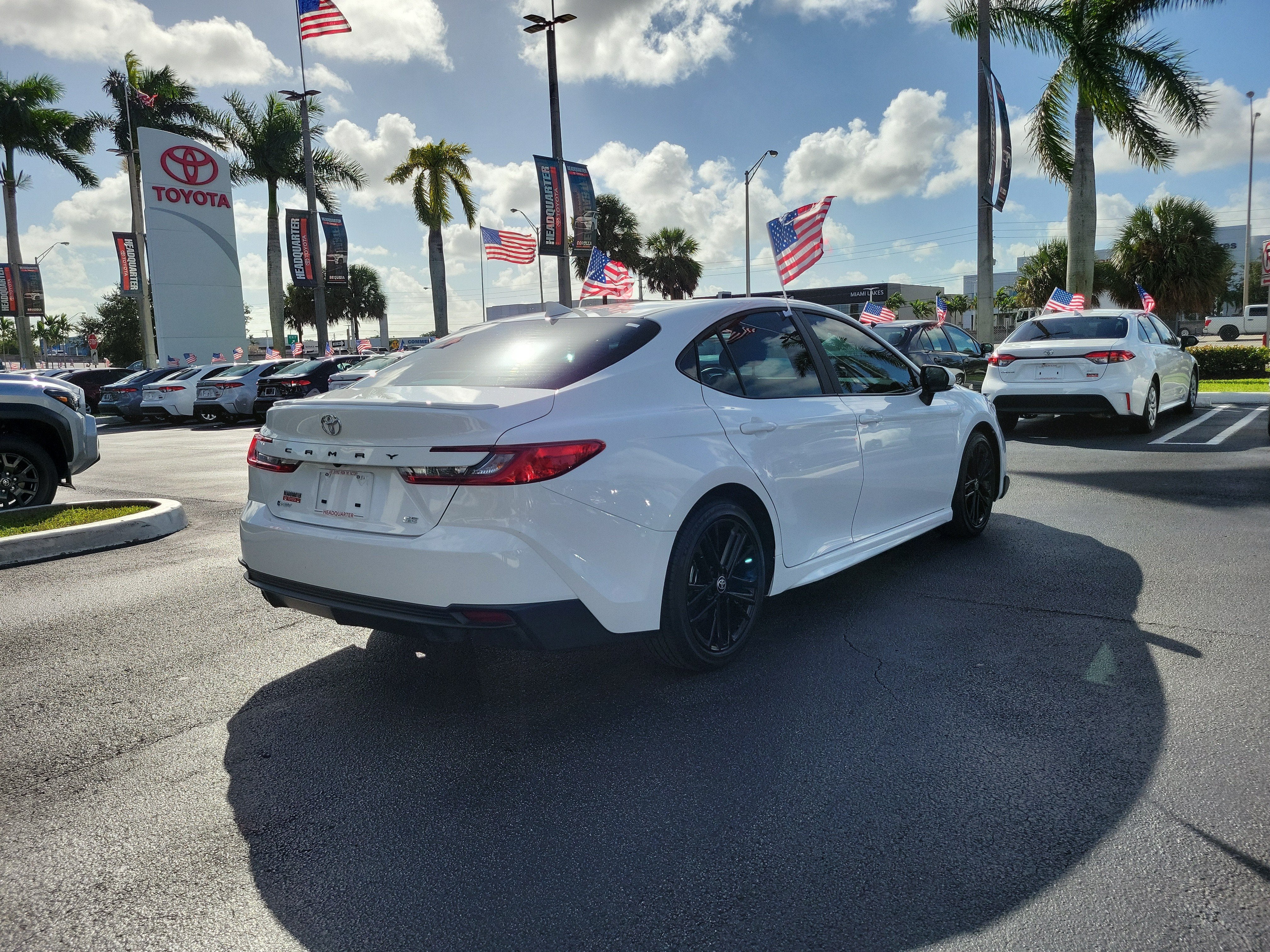 2025 Toyota Camry SE