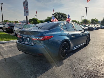 2025 Toyota Camry SE