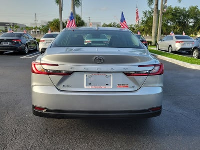 2025 Toyota Camry LE