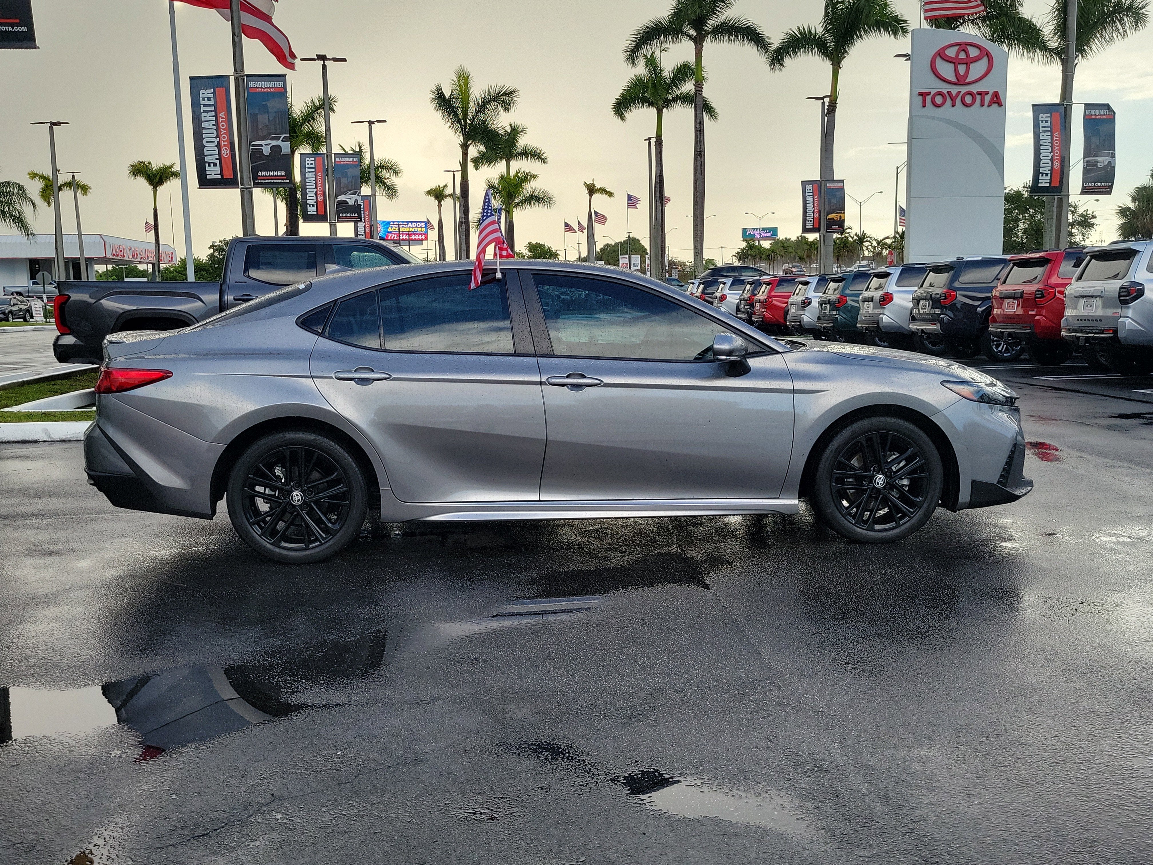 2025 Toyota Camry SE