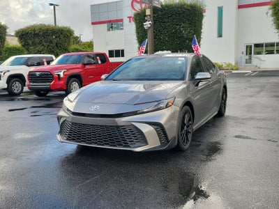 2025 Toyota Camry SE