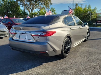2025 Toyota Camry SE
