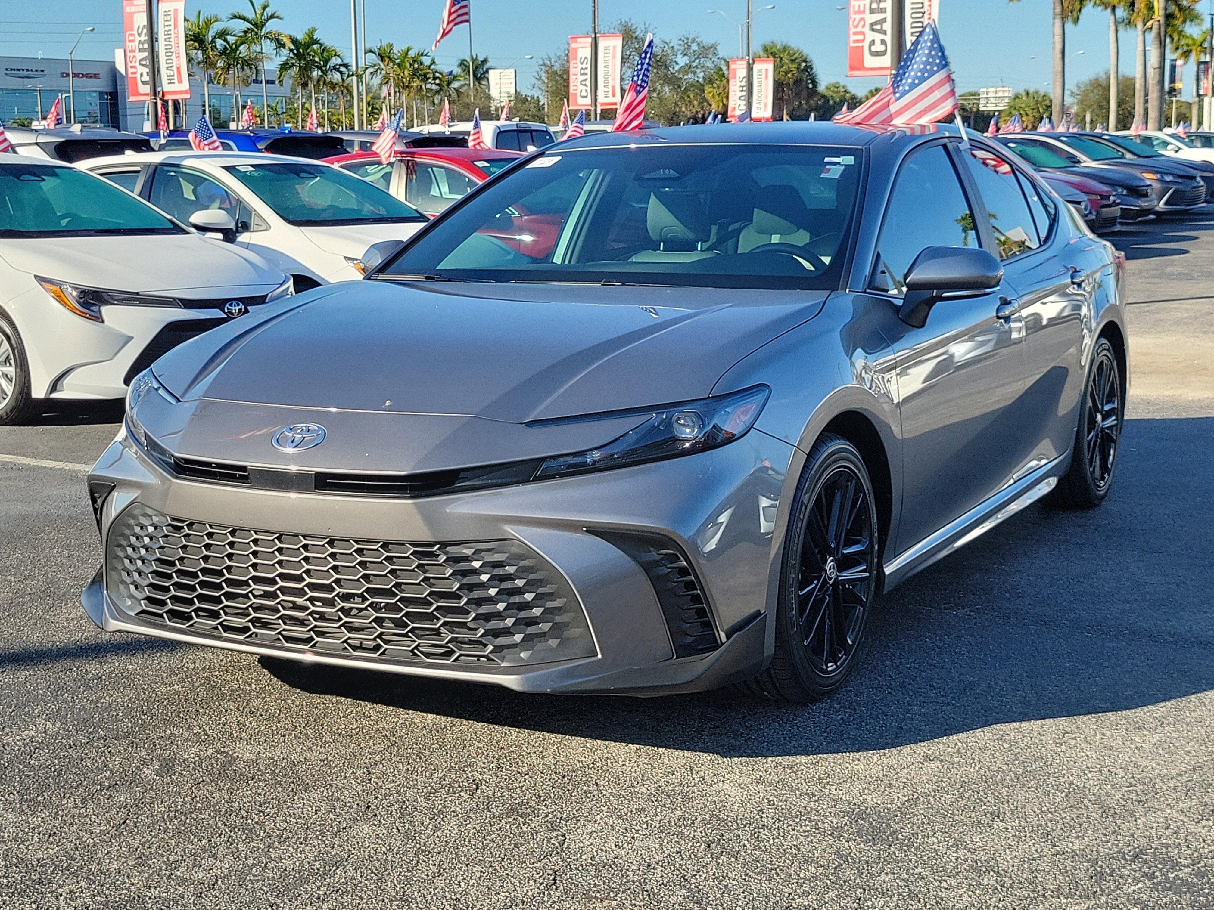 2025 Toyota Camry SE