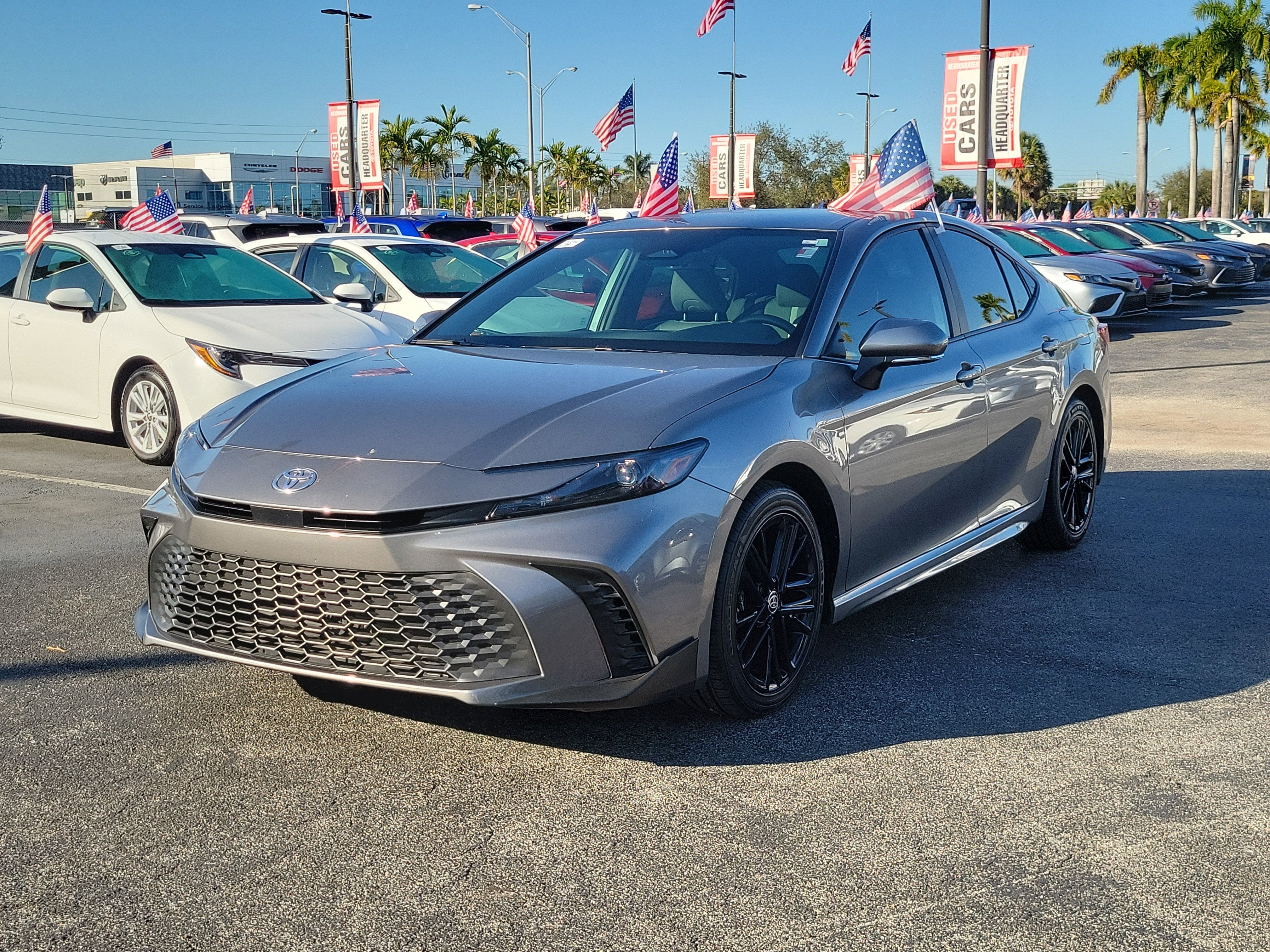 2025 Toyota Camry SE