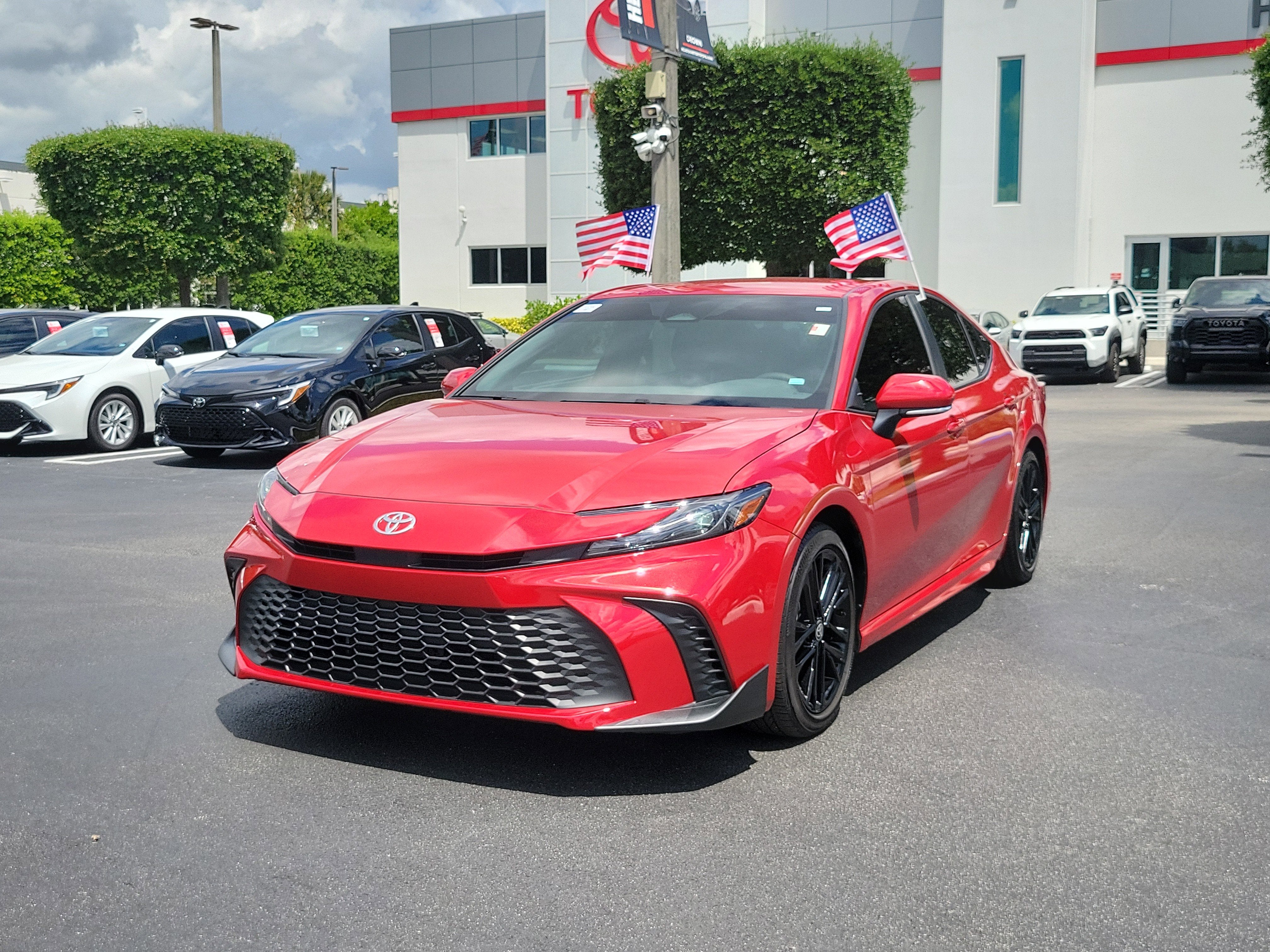 2025 Toyota Camry SE