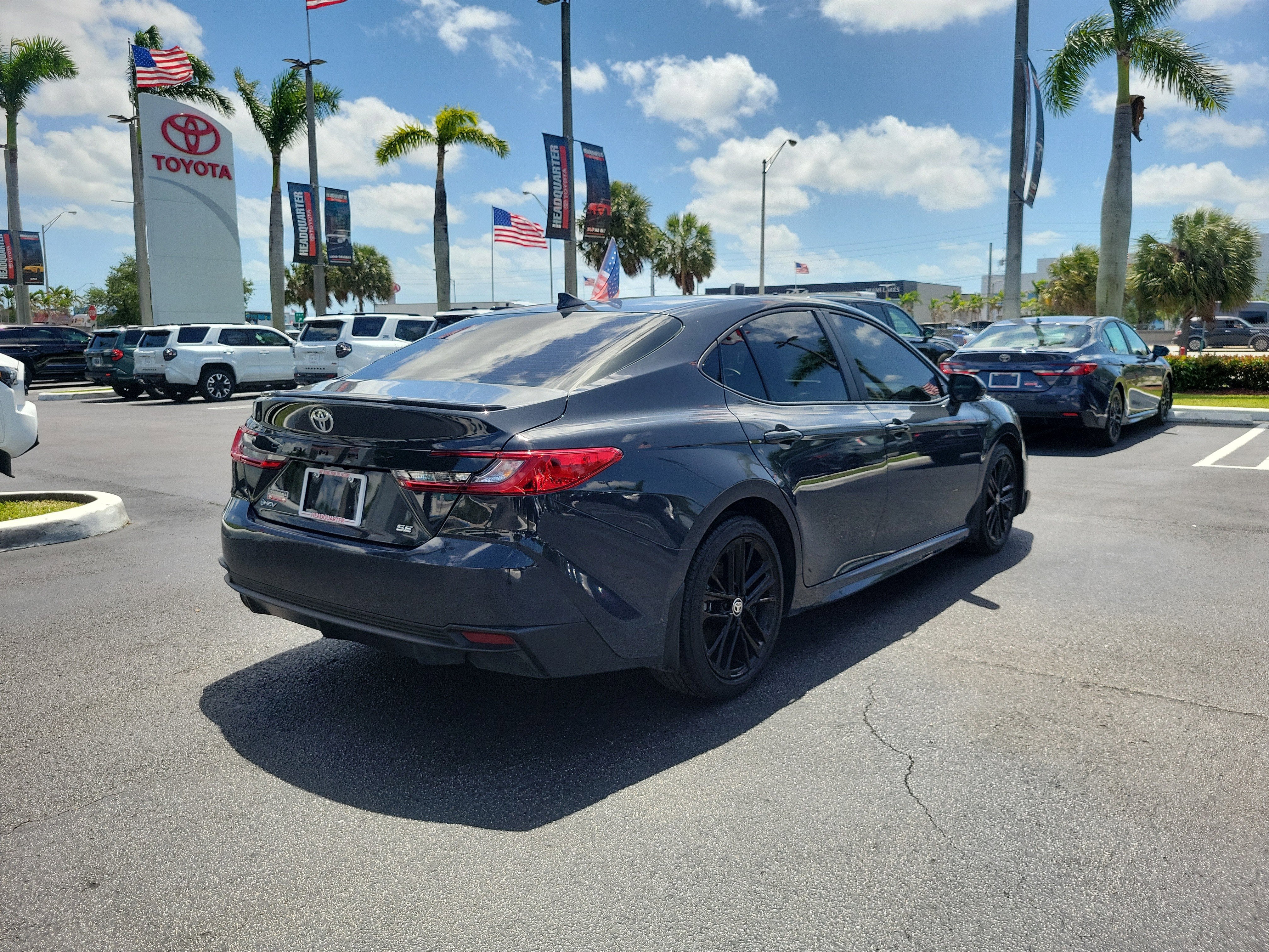 2025 Toyota Camry SE
