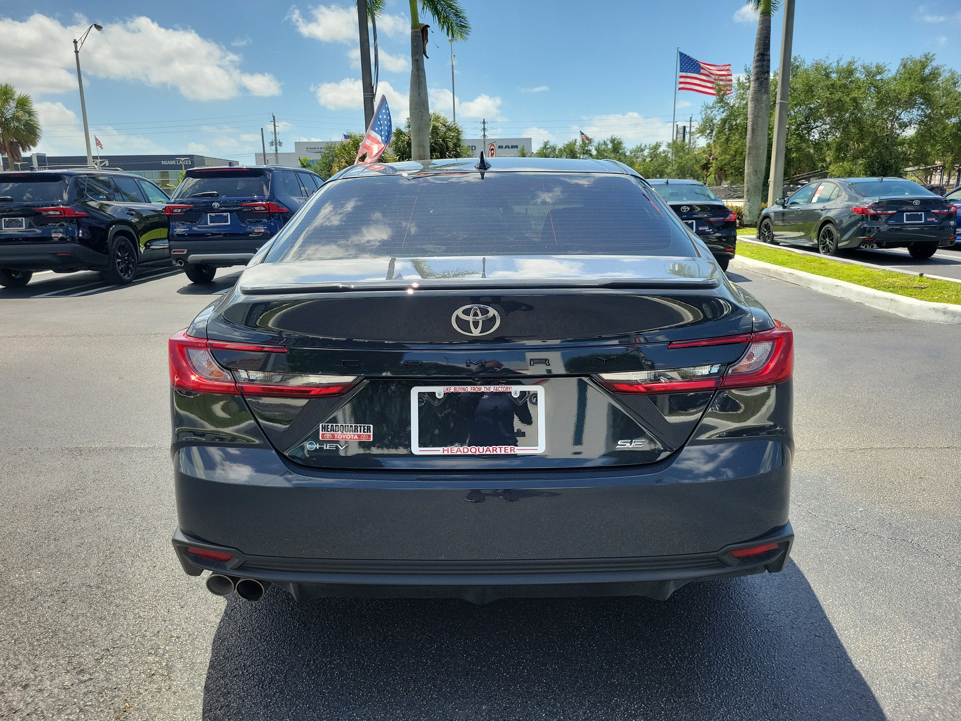 2025 Toyota Camry SE