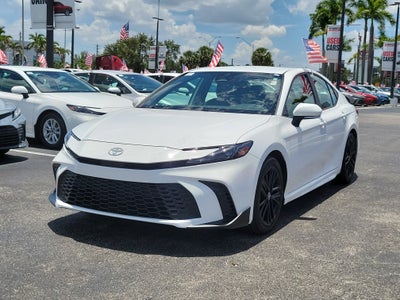 2025 Toyota Camry SE