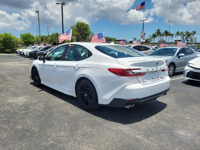 2025 Toyota Camry SE