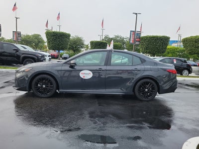 2025 Toyota Camry SE