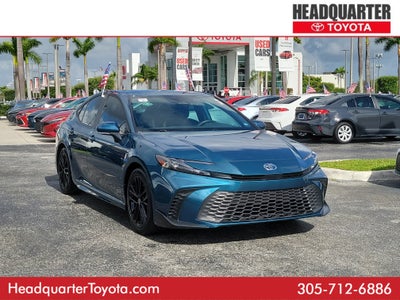2025 Toyota Camry SE