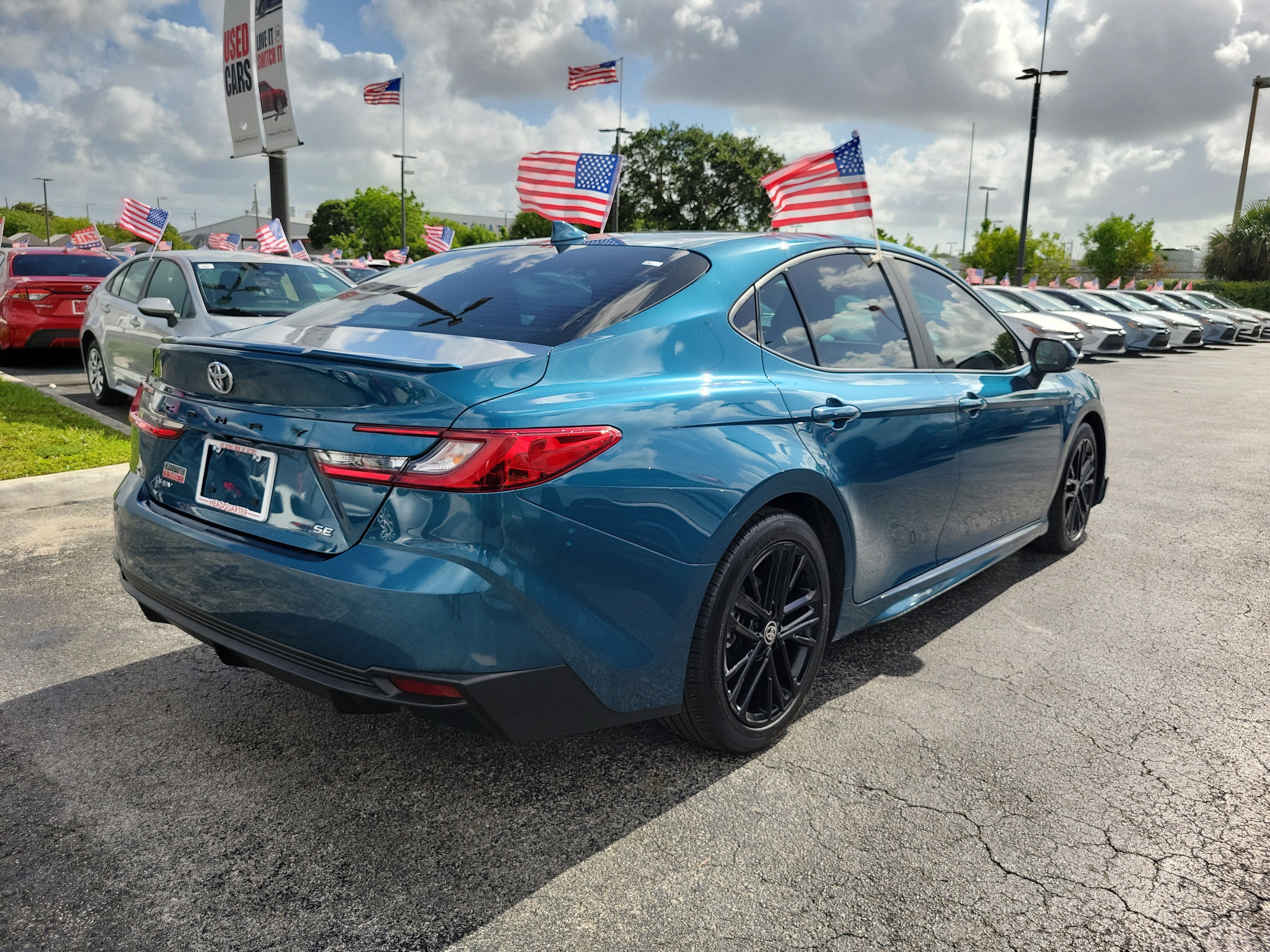 2025 Toyota Camry SE