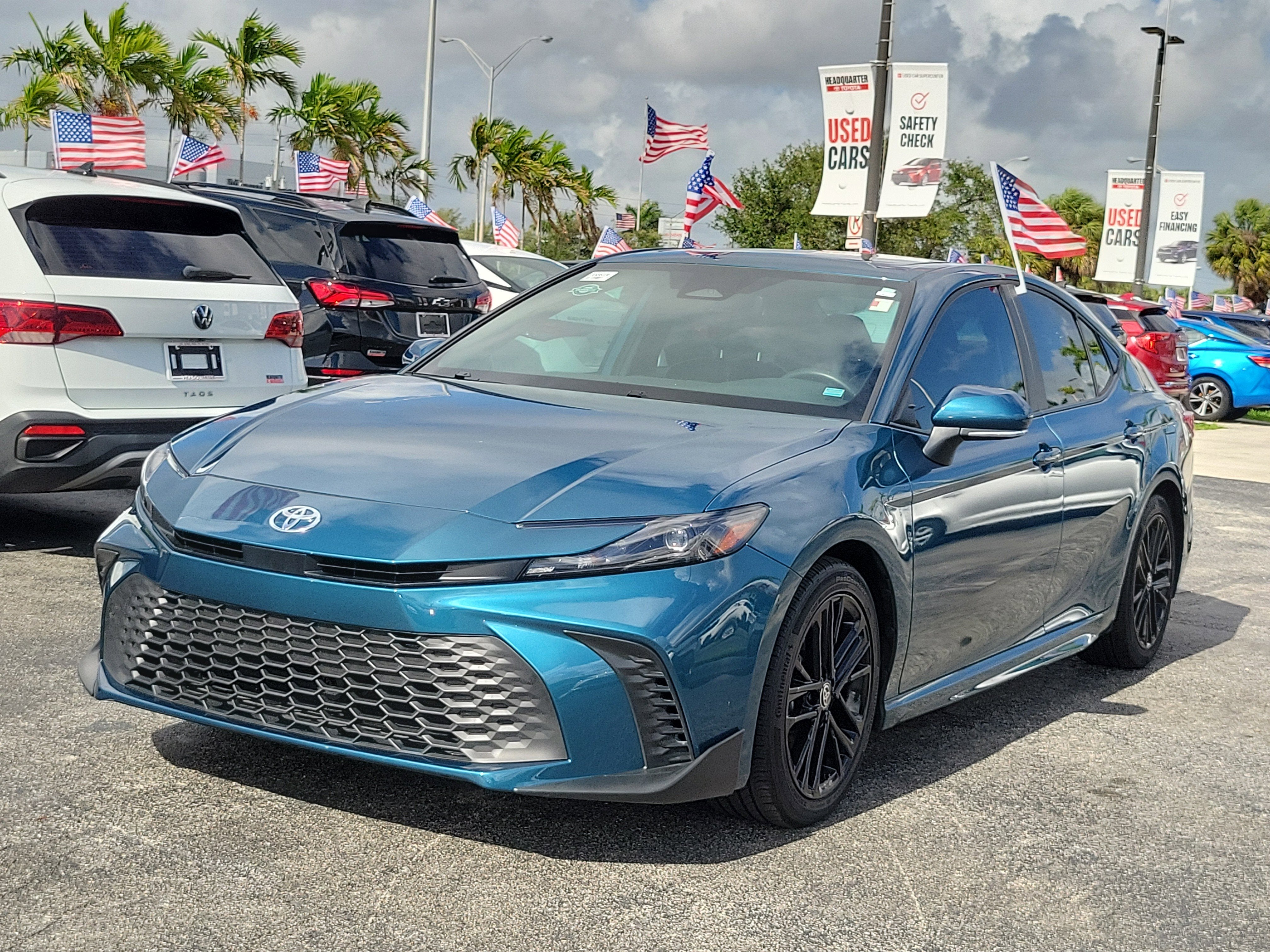 2025 Toyota Camry SE
