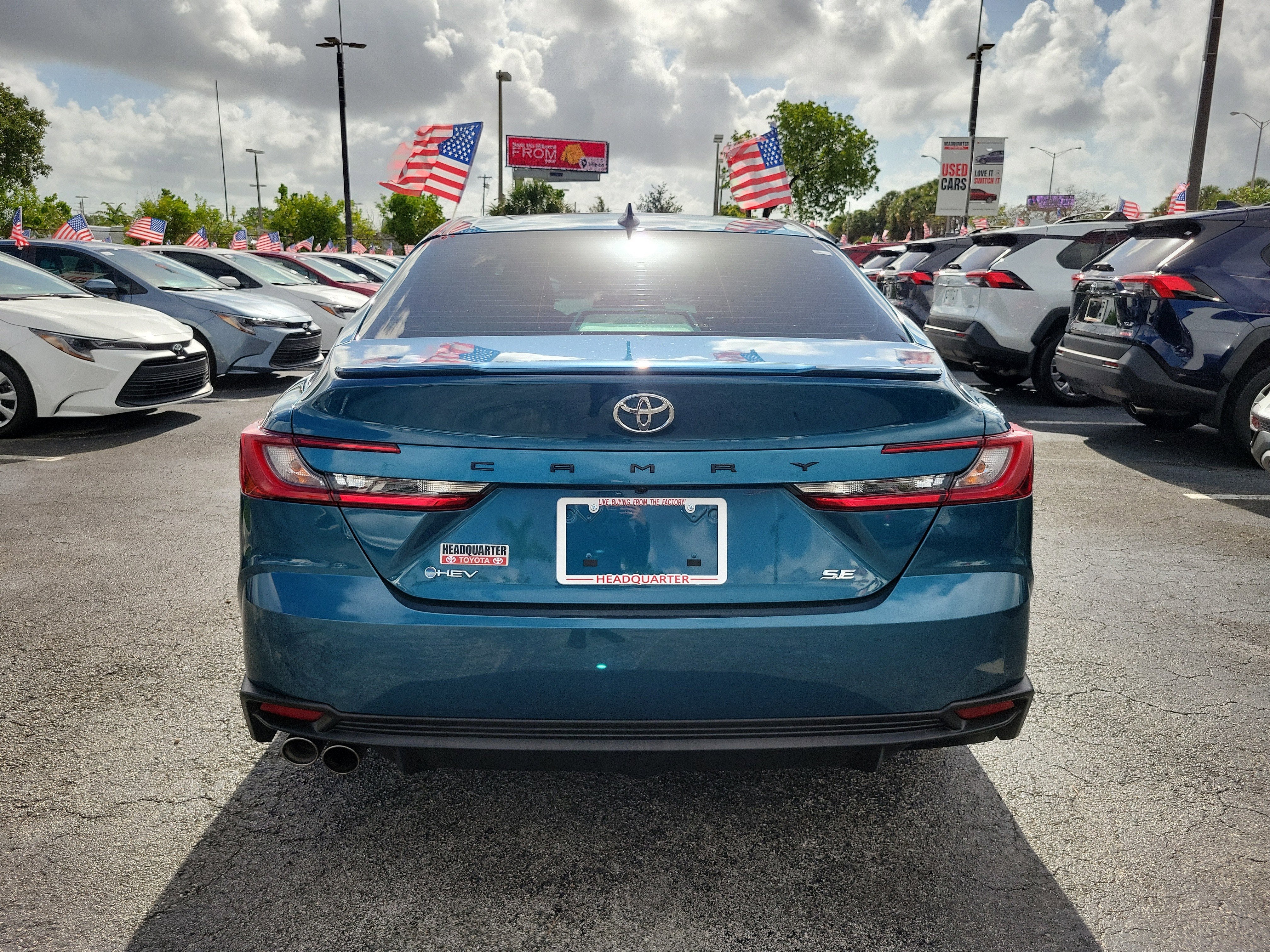 2025 Toyota Camry SE