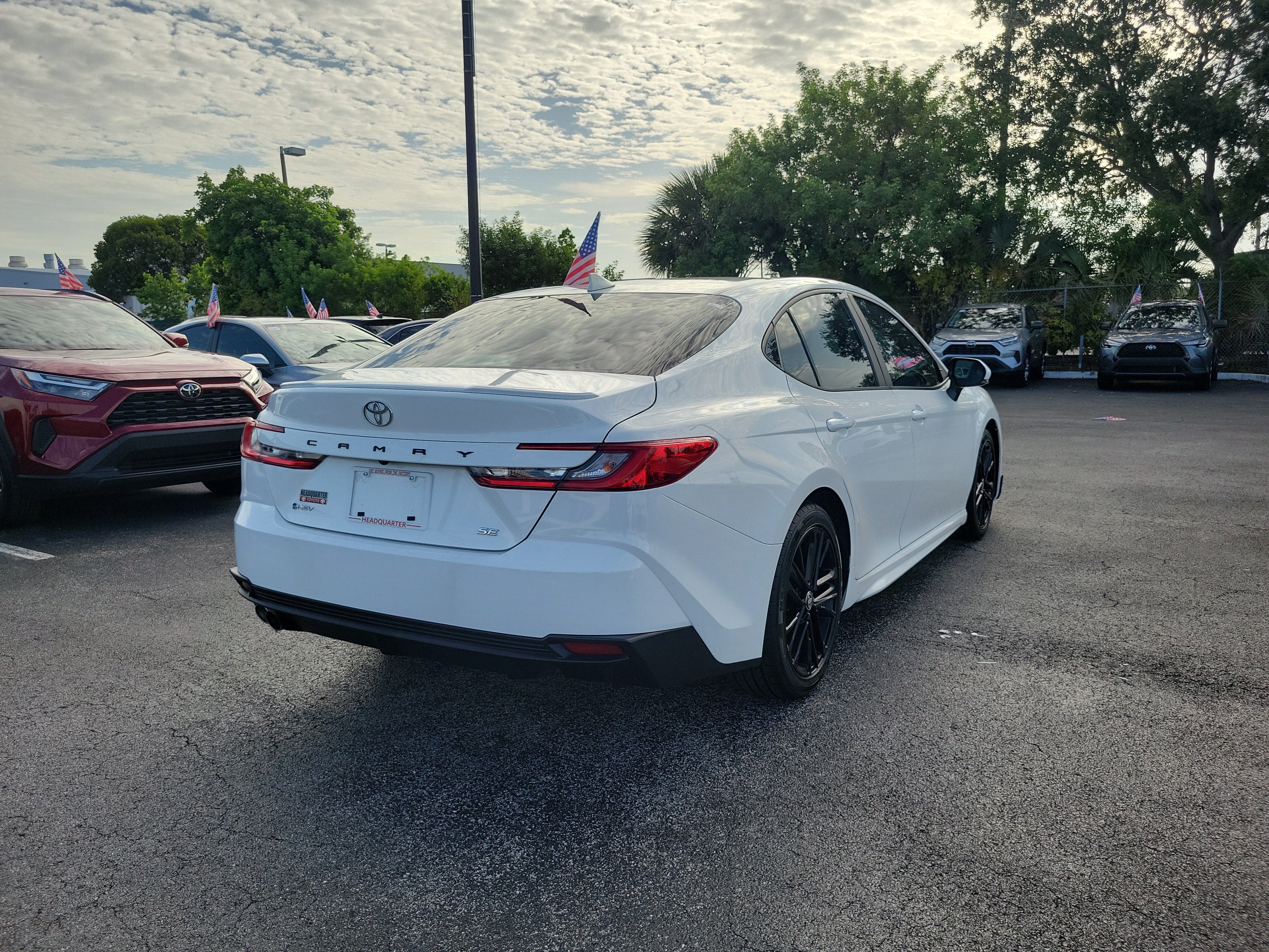 2025 Toyota Camry SE