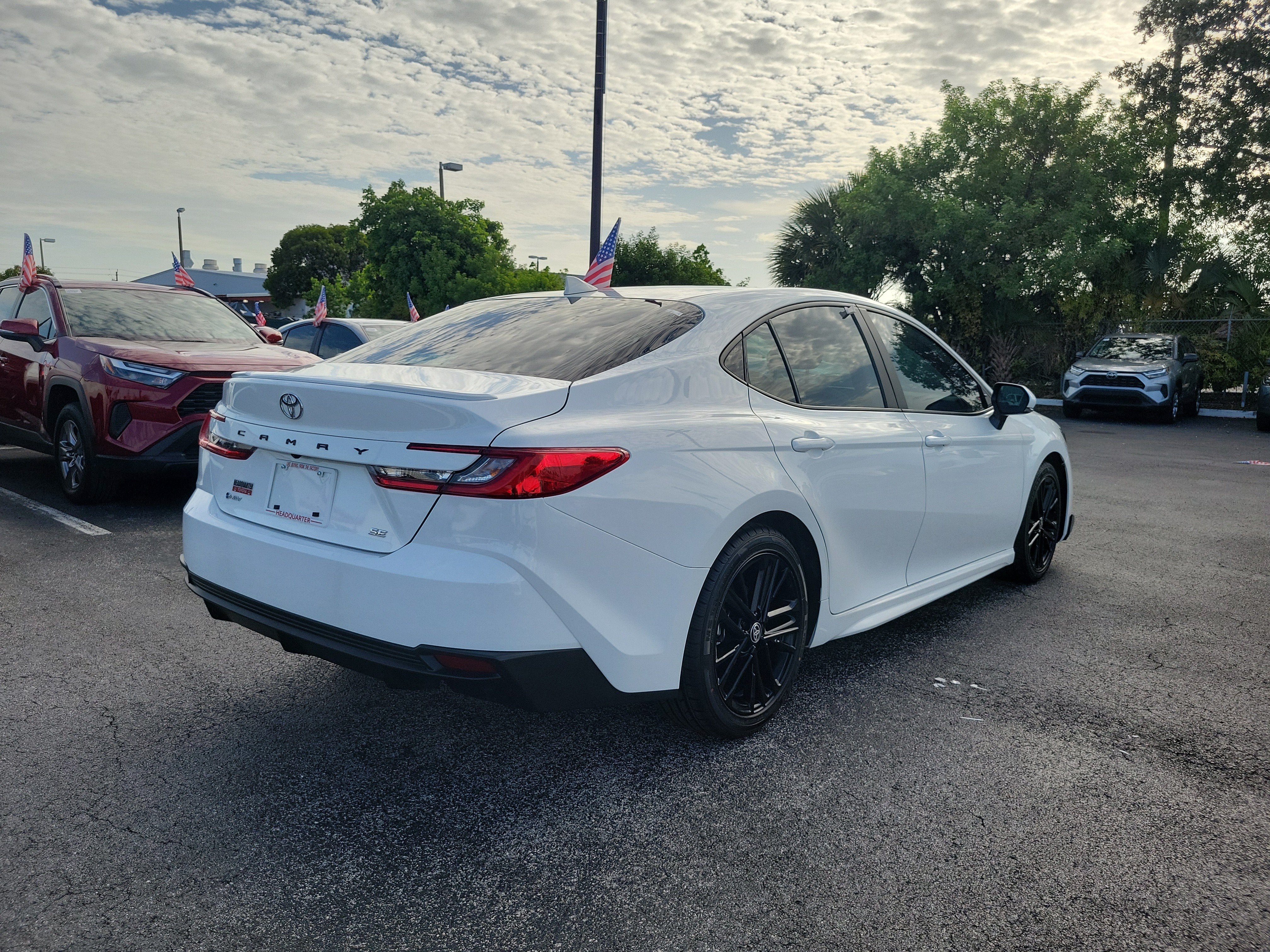 2025 Toyota Camry SE