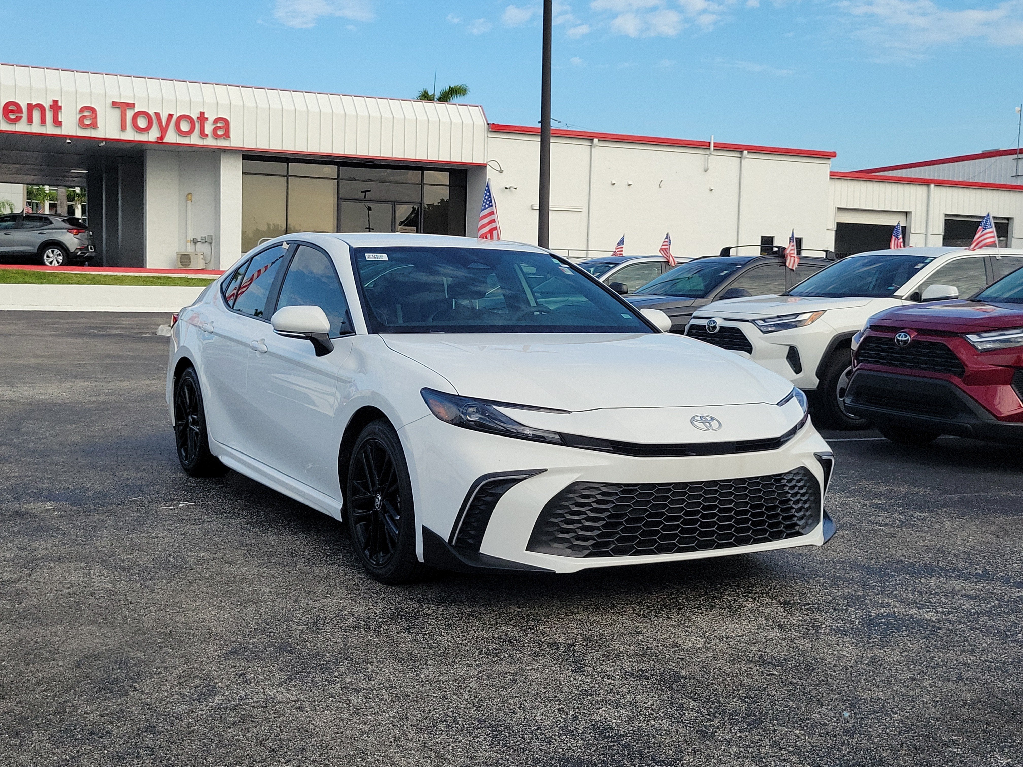 2025 Toyota Camry SE