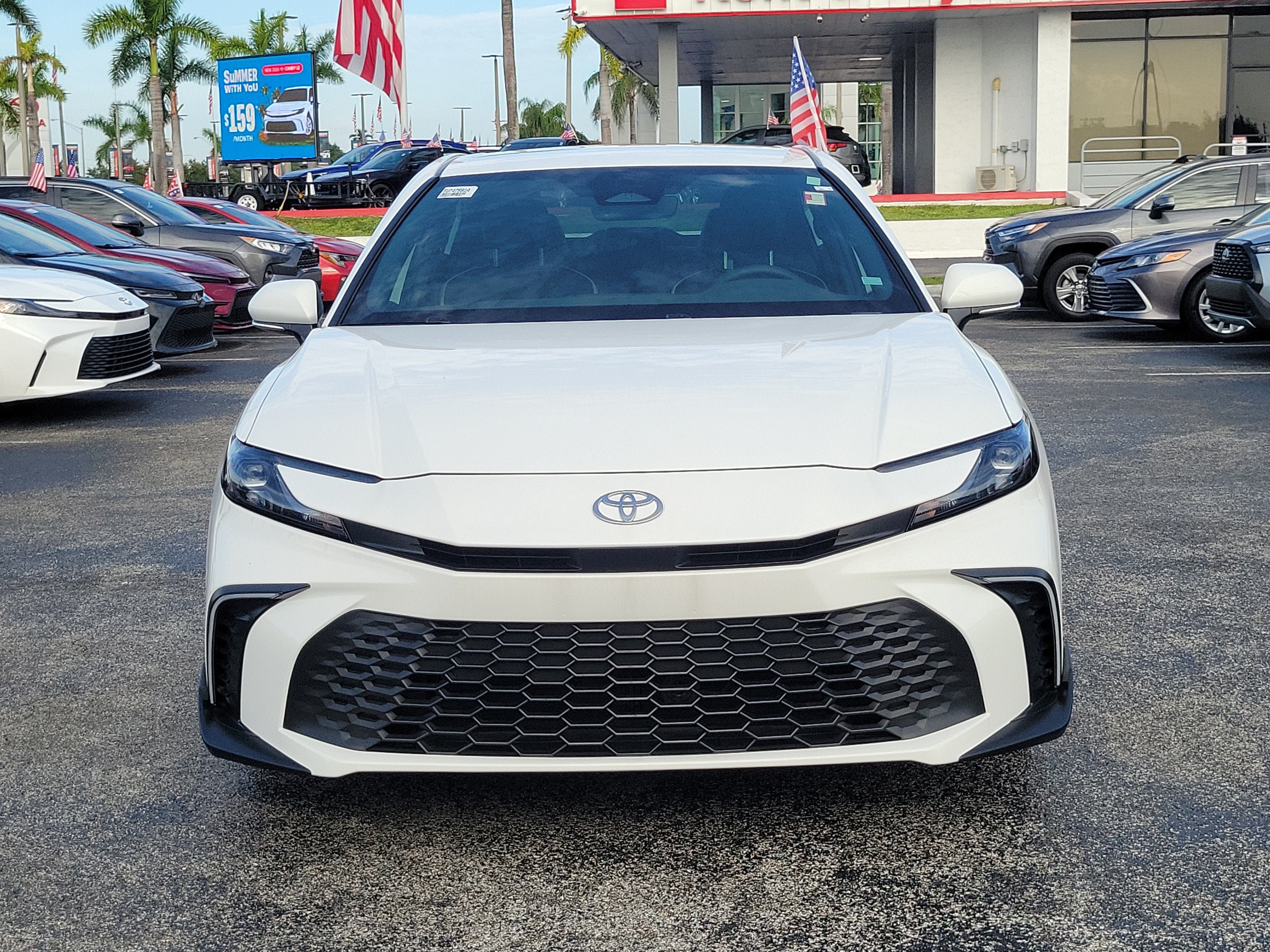 2025 Toyota Camry SE