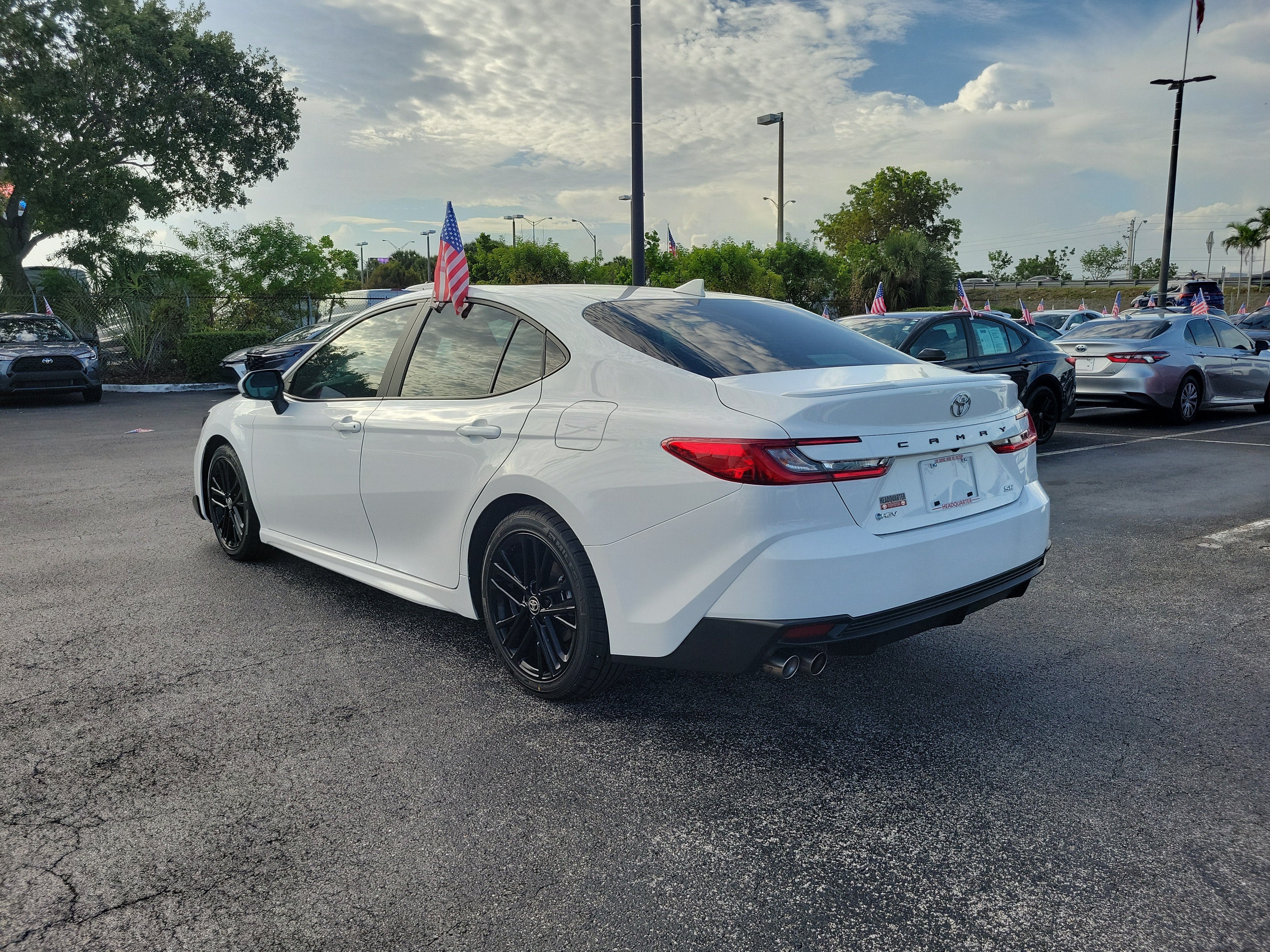 2025 Toyota Camry SE