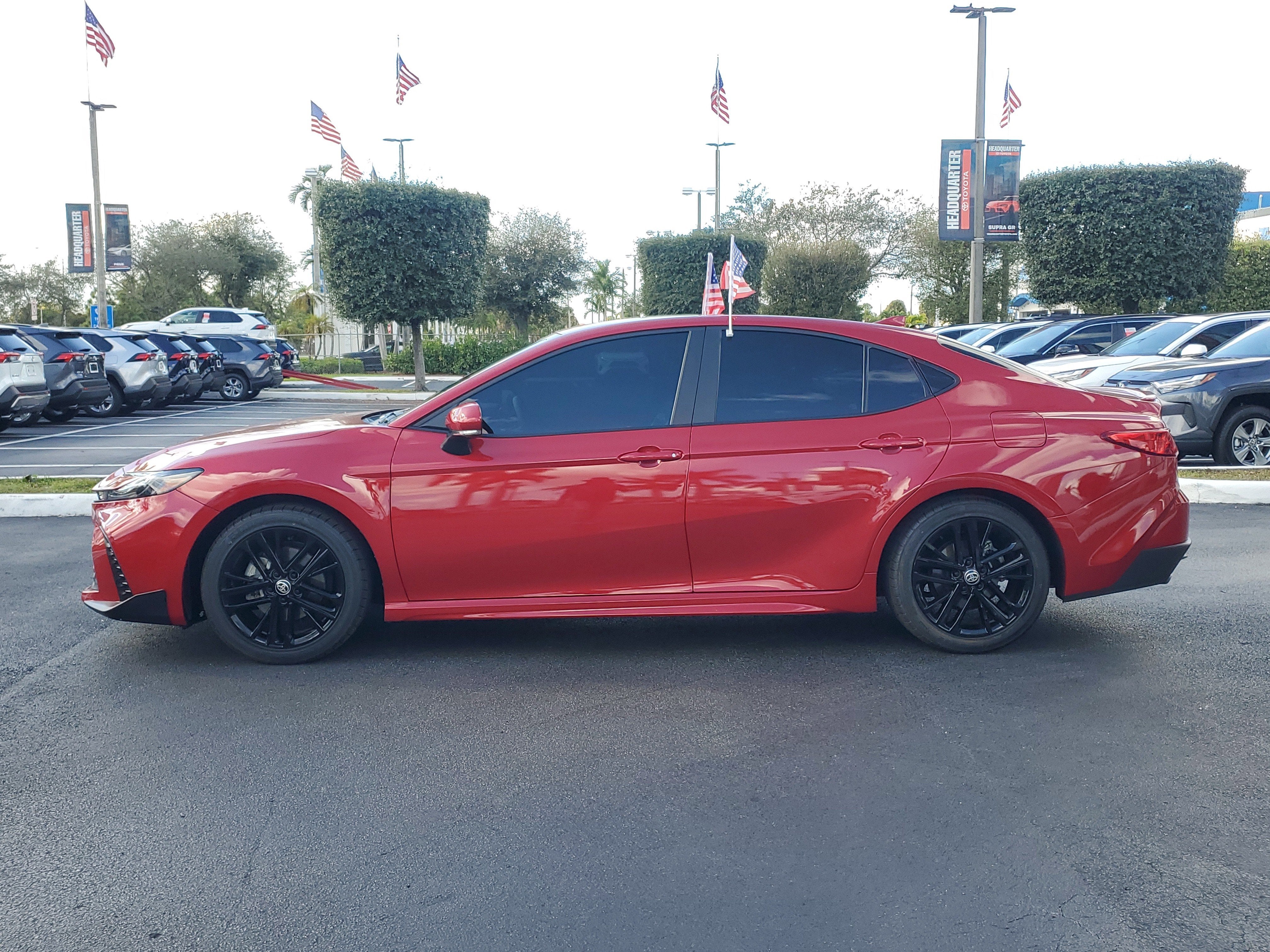 2025 Toyota Camry SE