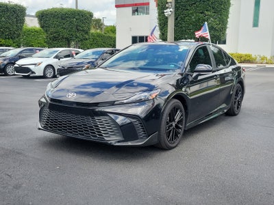 2025 Toyota Camry SE