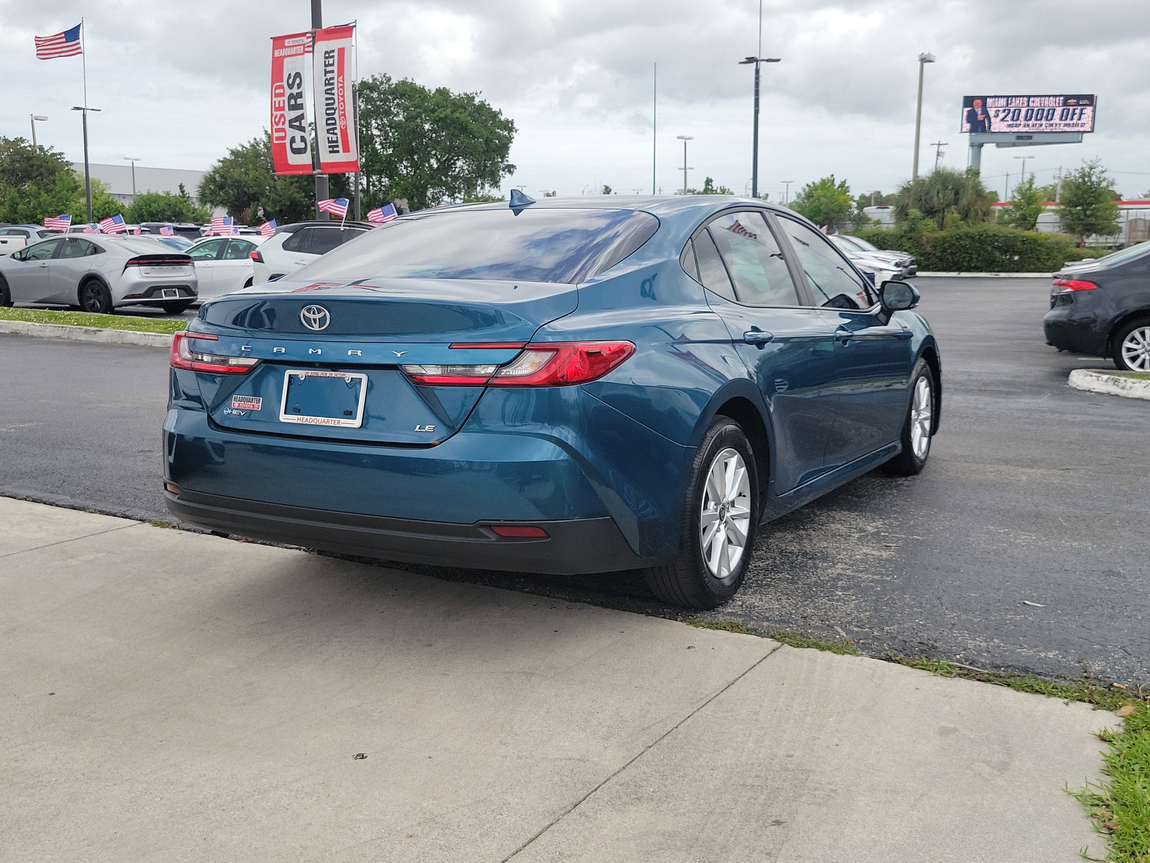 2025 Toyota Camry LE