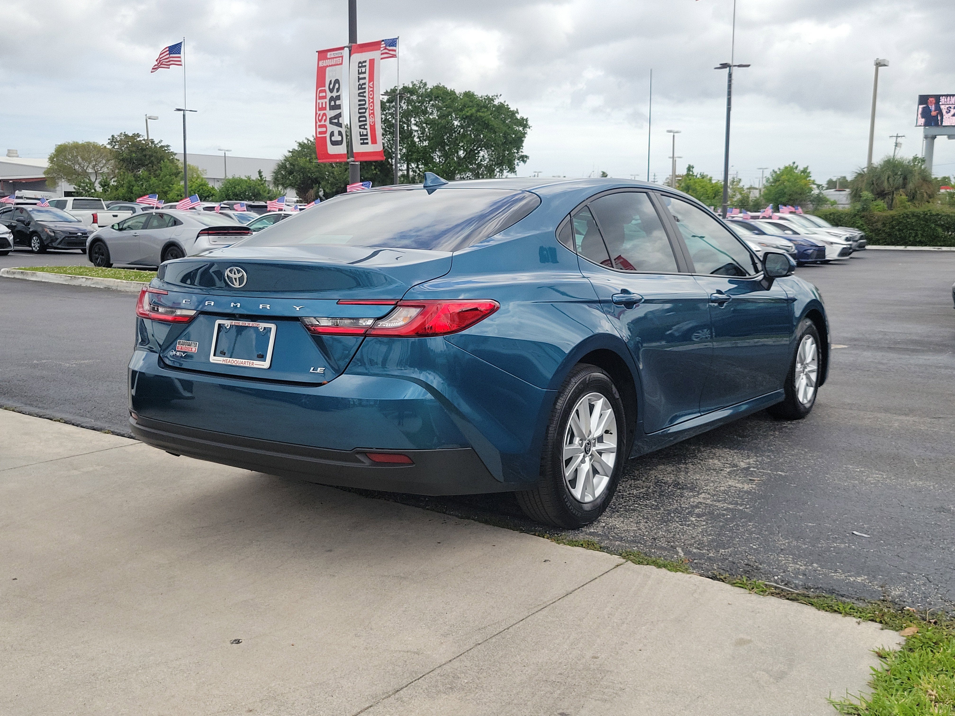 2025 Toyota Camry LE