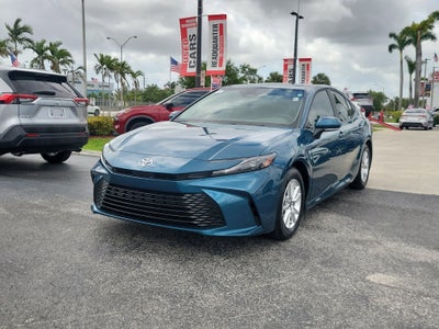 2025 Toyota Camry LE