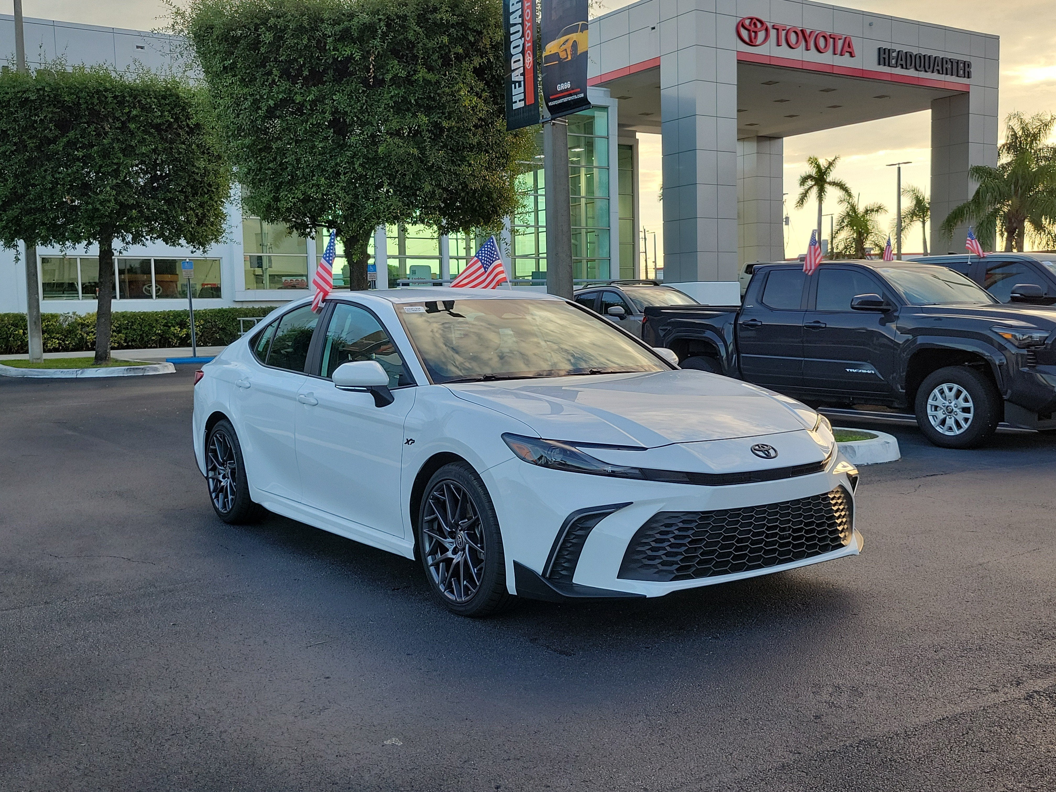 2025 Toyota Camry SE
