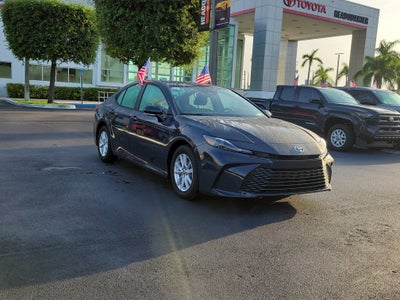 2025 Toyota Camry LE
