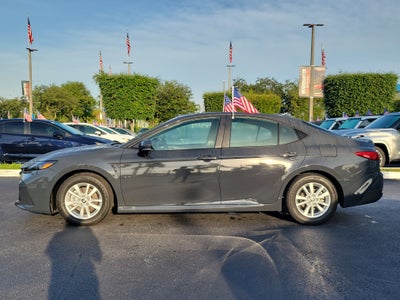2025 Toyota Camry LE