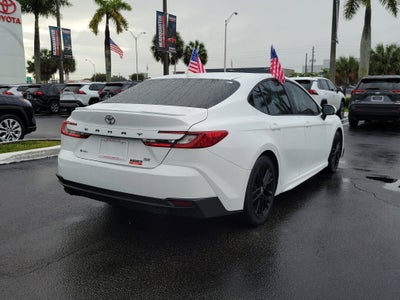 2025 Toyota Camry SE