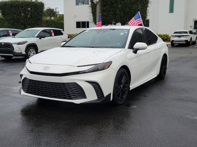2025 Toyota Camry SE