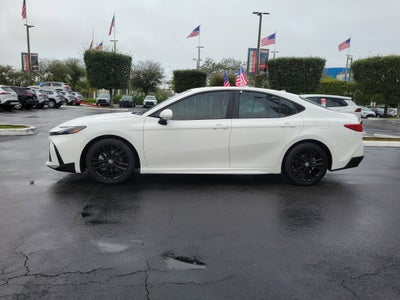2025 Toyota Camry SE