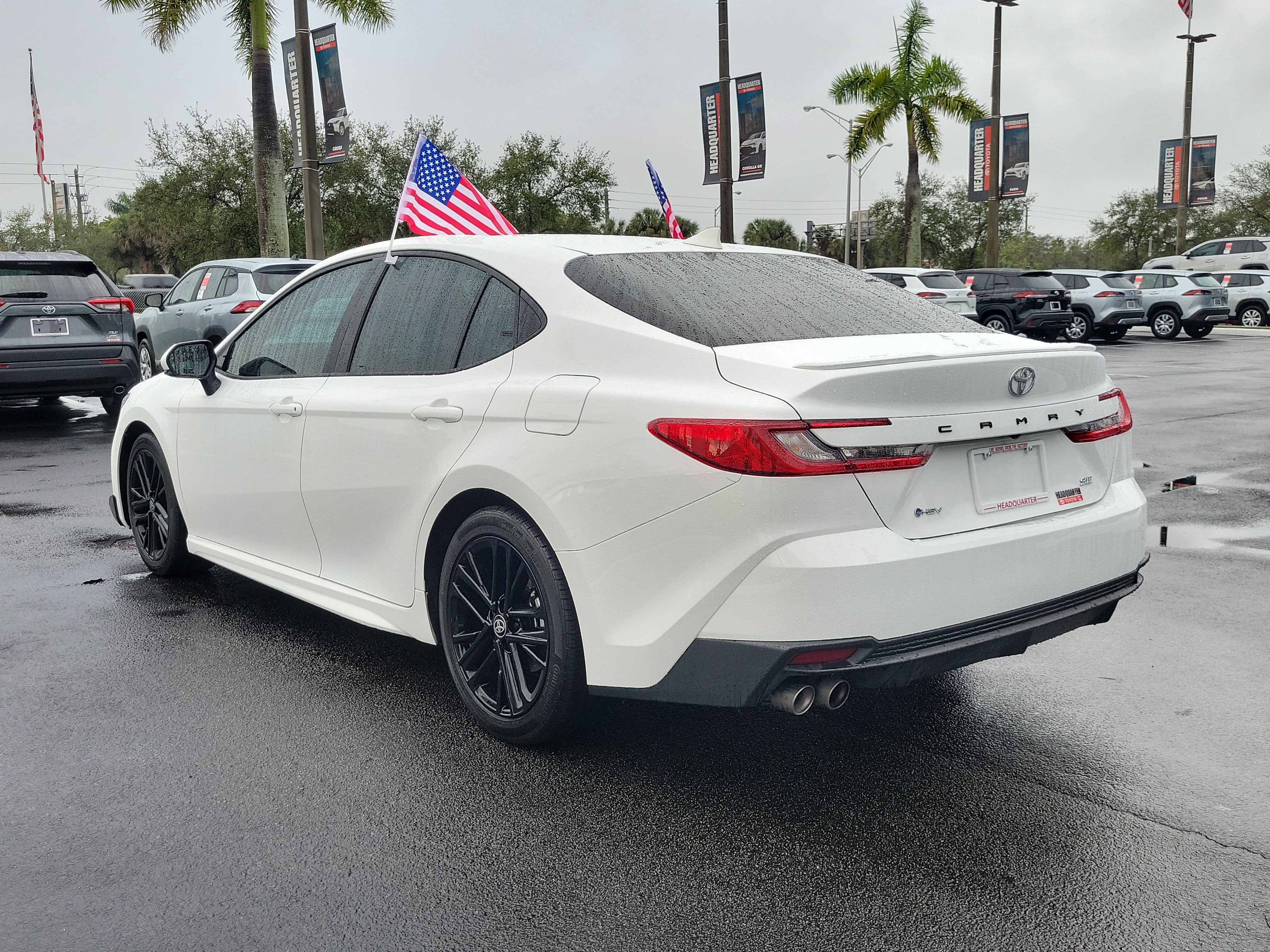 2025 Toyota Camry SE