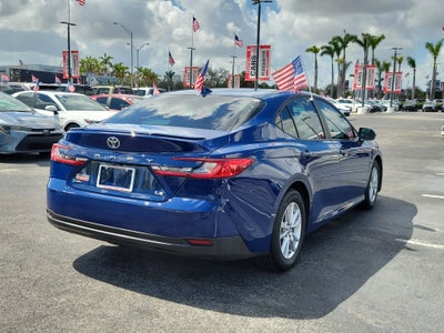 2025 Toyota Camry LE