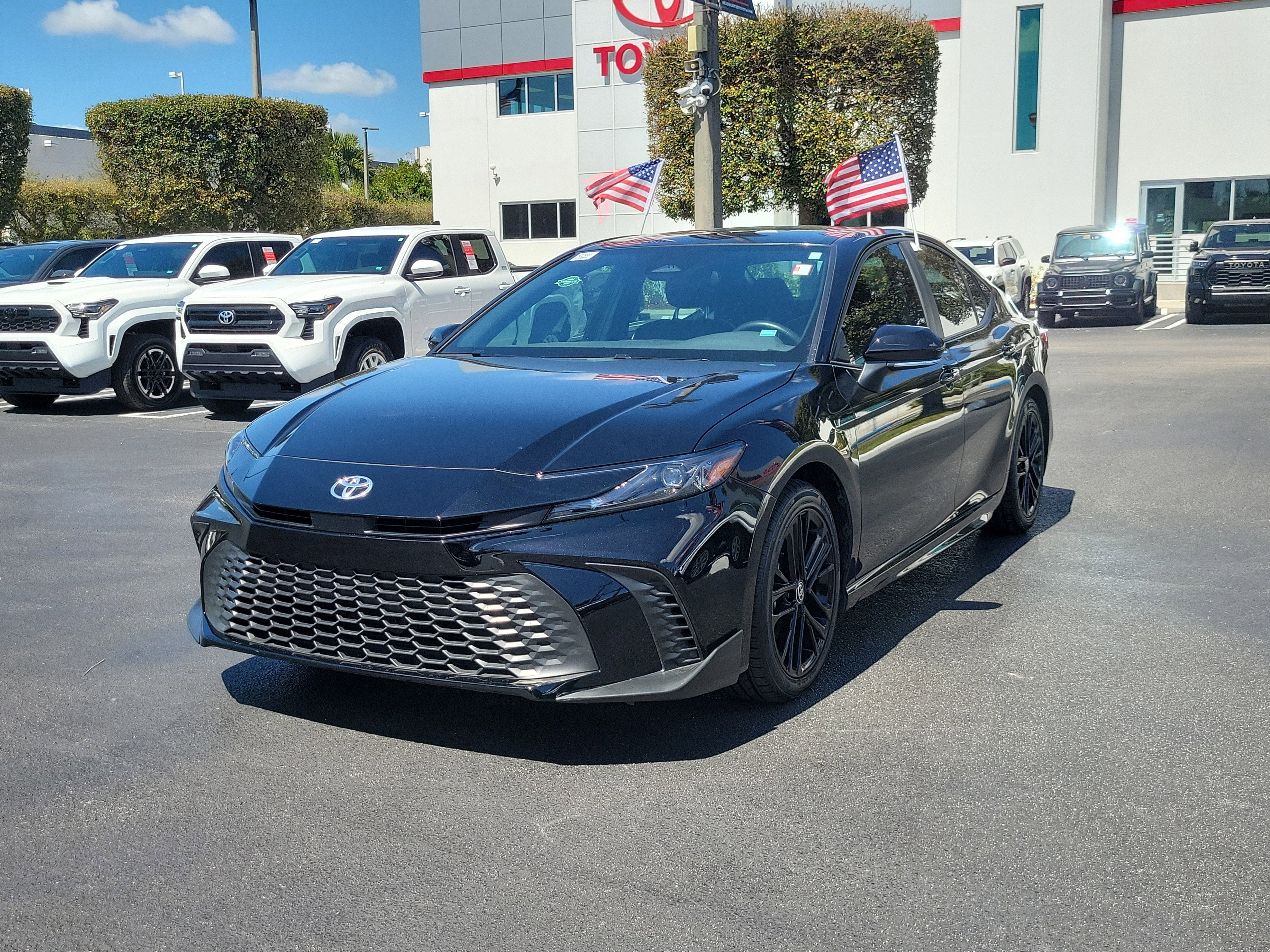 2025 Toyota Camry SE