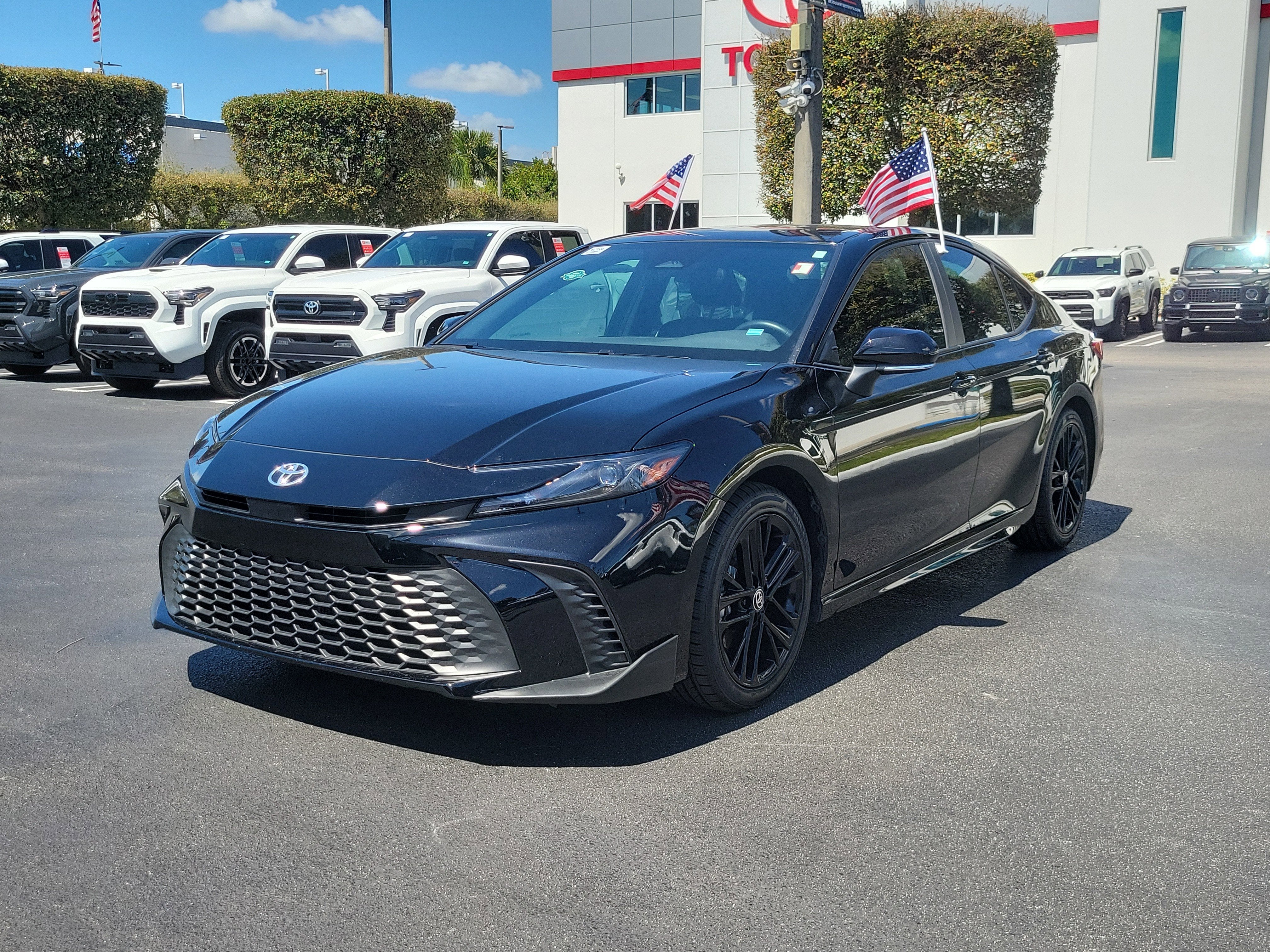 2025 Toyota Camry SE