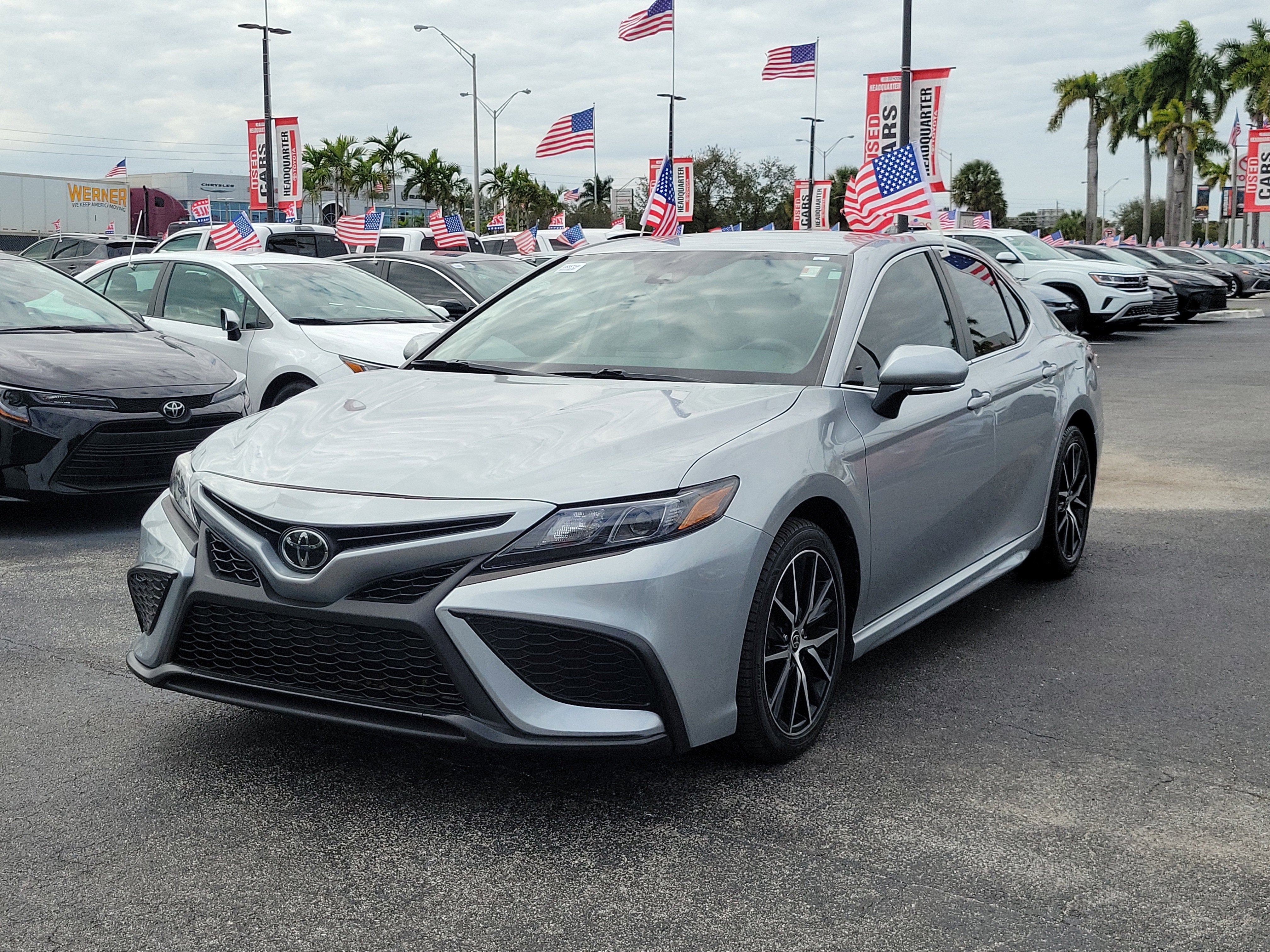 2022 Toyota Camry SE