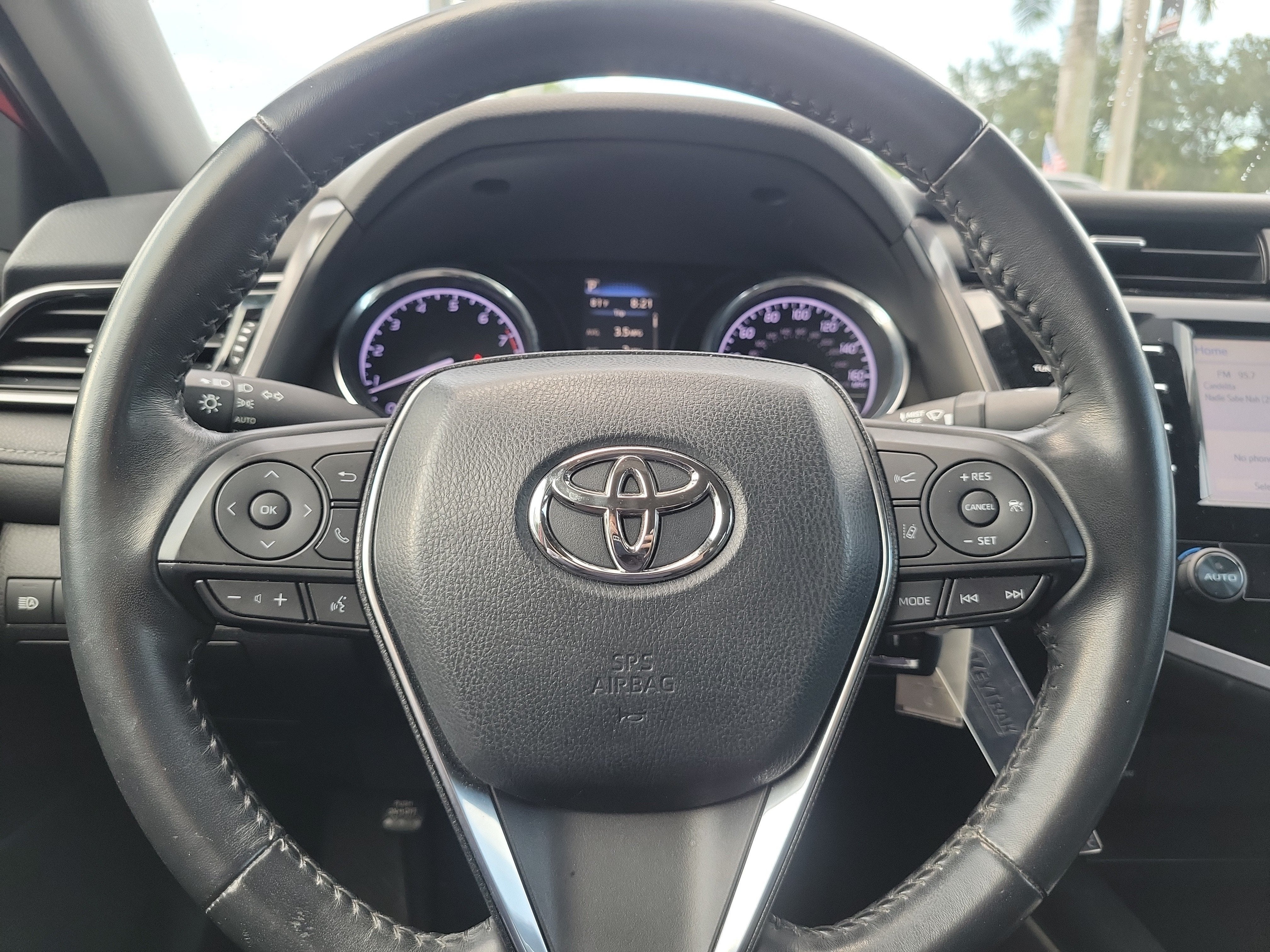 2020 Toyota Camry SE