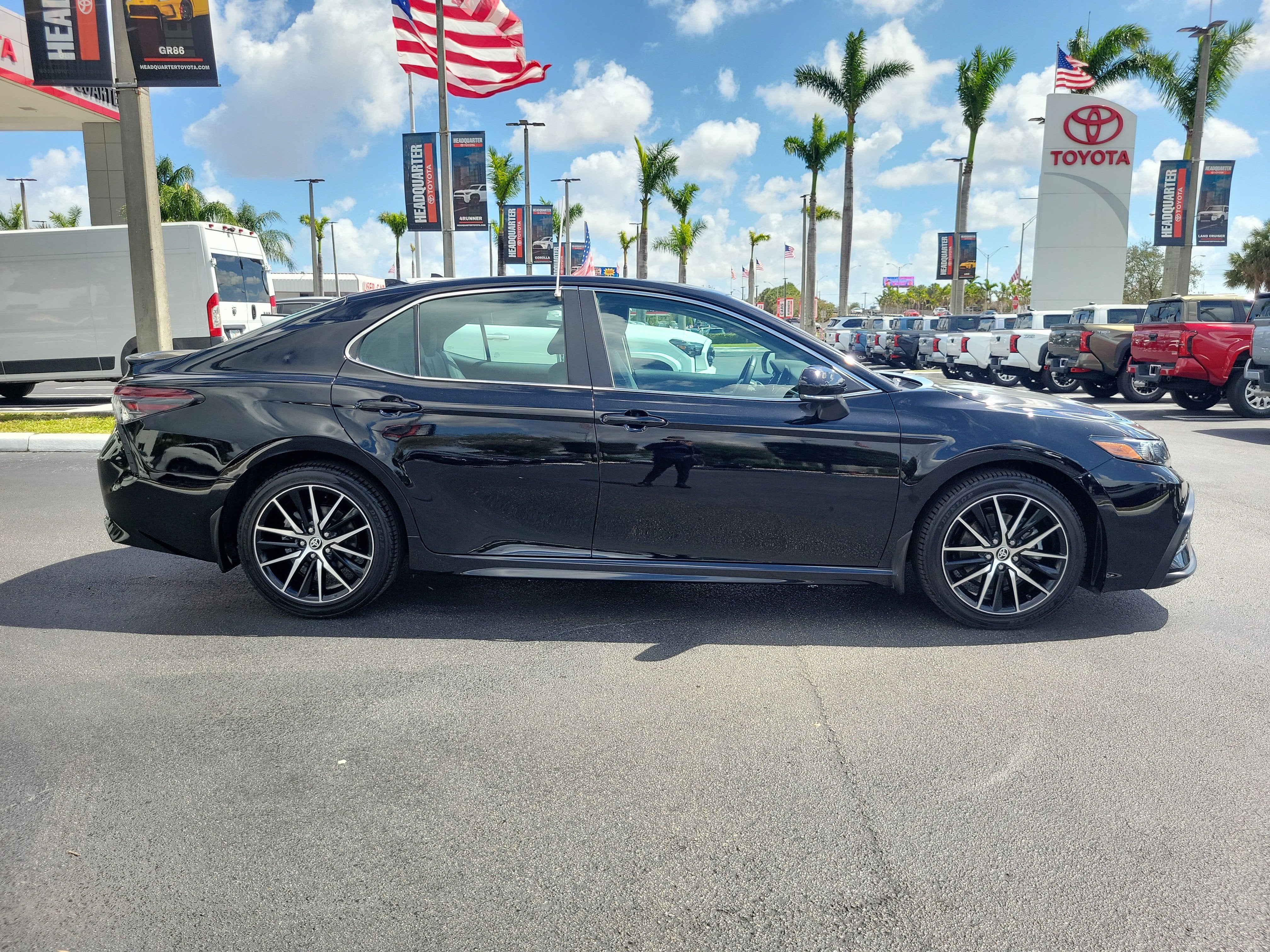 2023 Toyota Camry SE