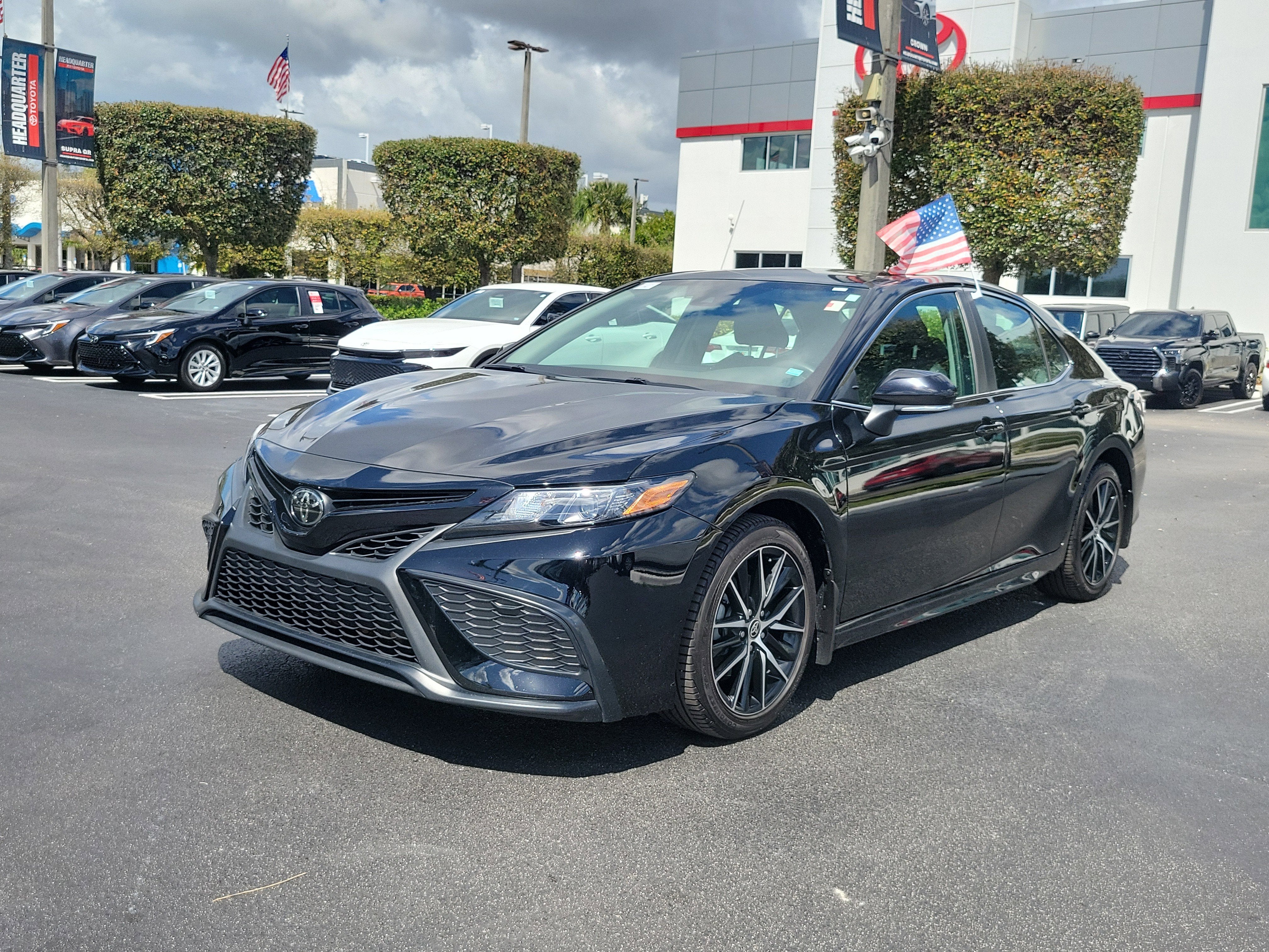 2023 Toyota Camry SE