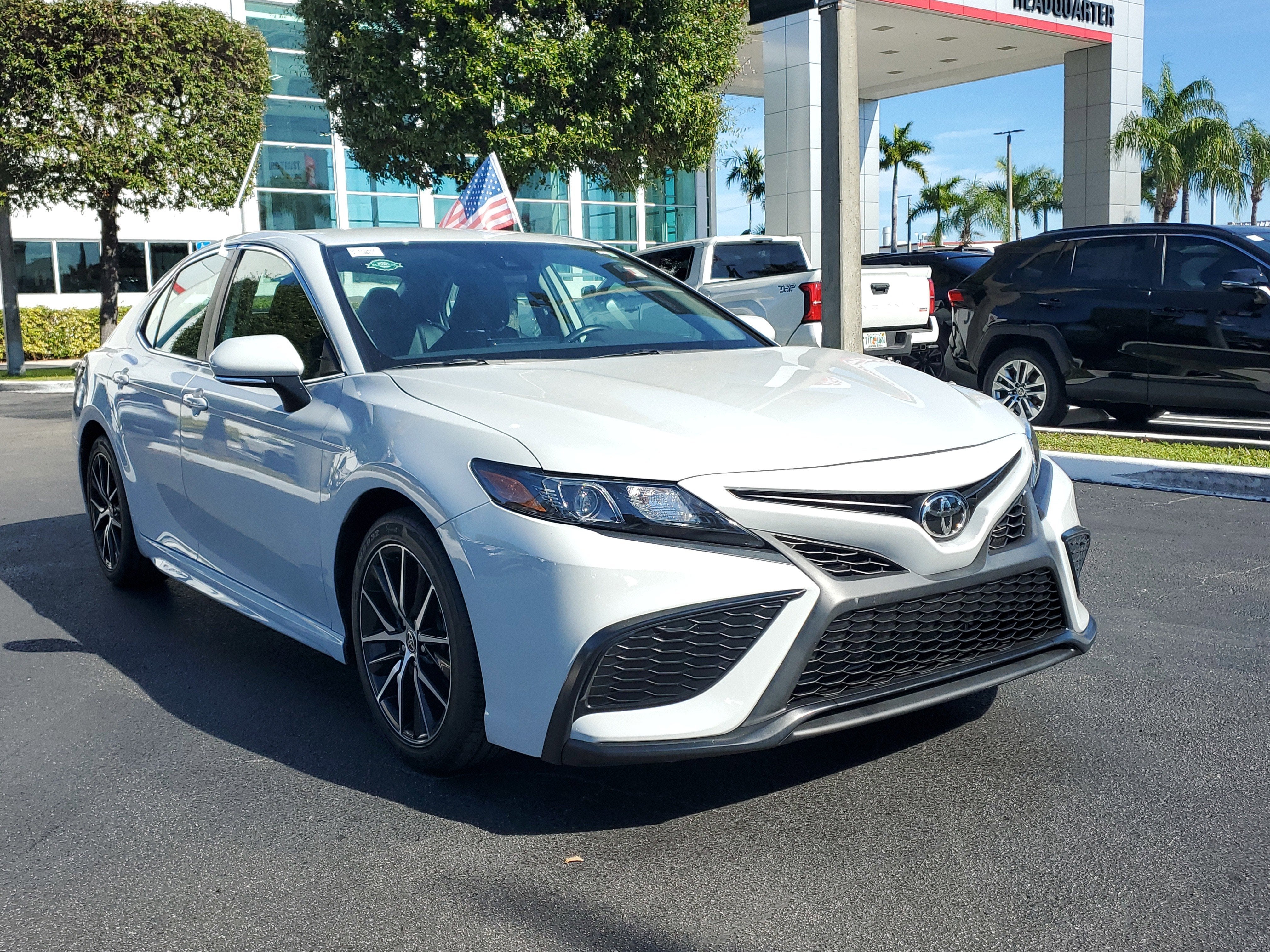 2023 Toyota Camry SE