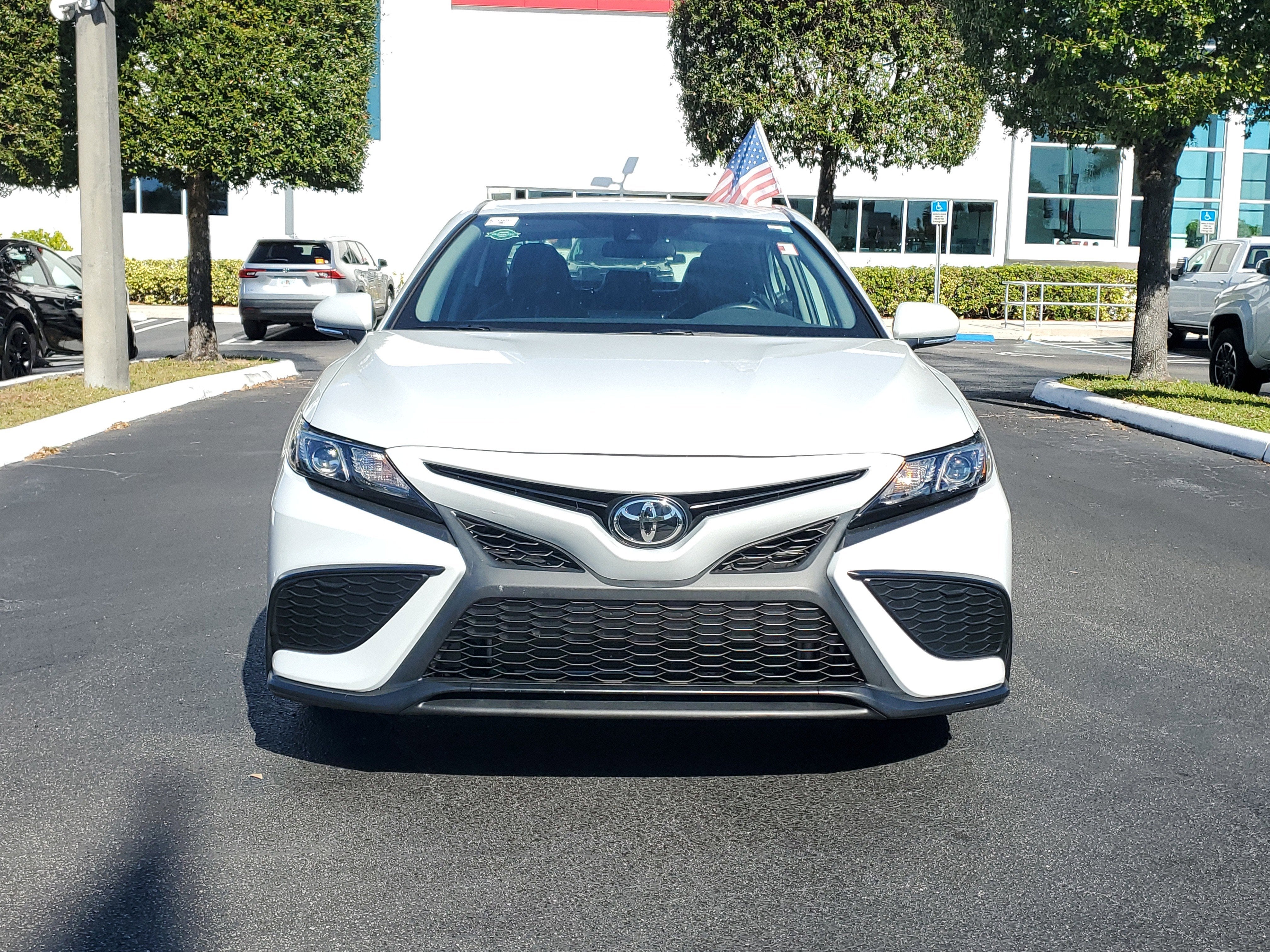 2023 Toyota Camry SE