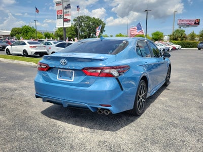 2024 Toyota Camry SE