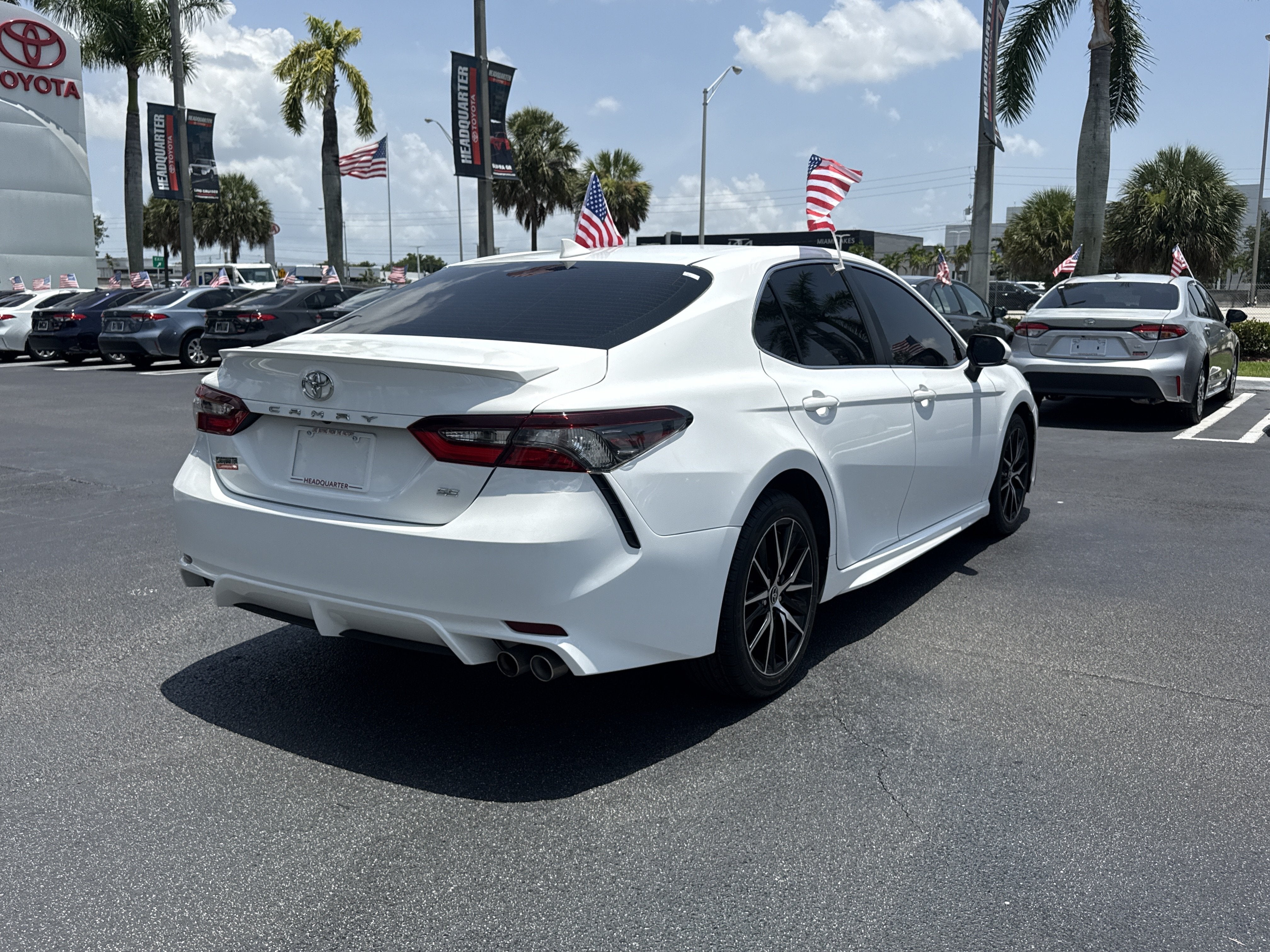 2022 Toyota Camry SE