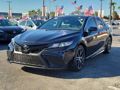 2024 Toyota Camry SE