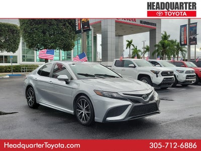 2022 Toyota Camry SE