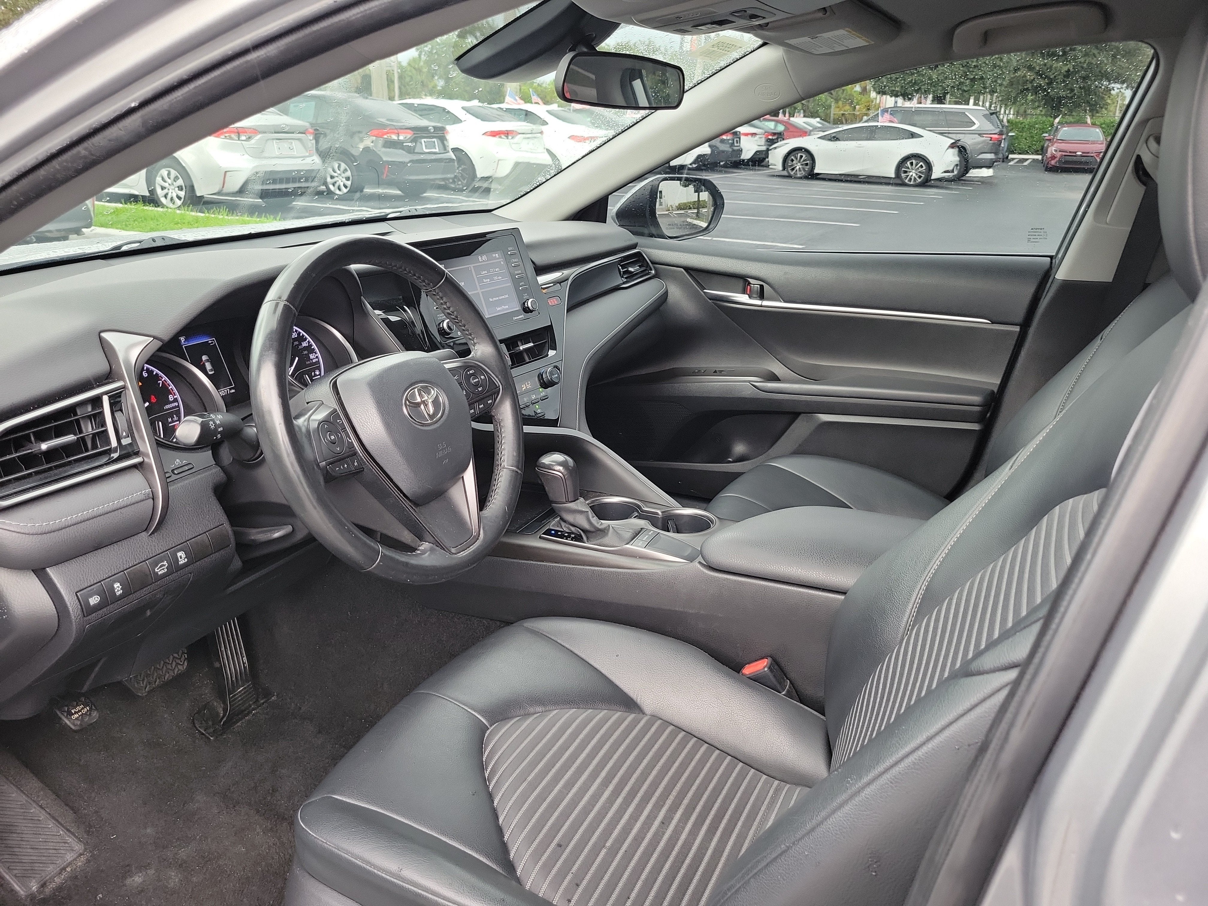 2022 Toyota Camry SE
