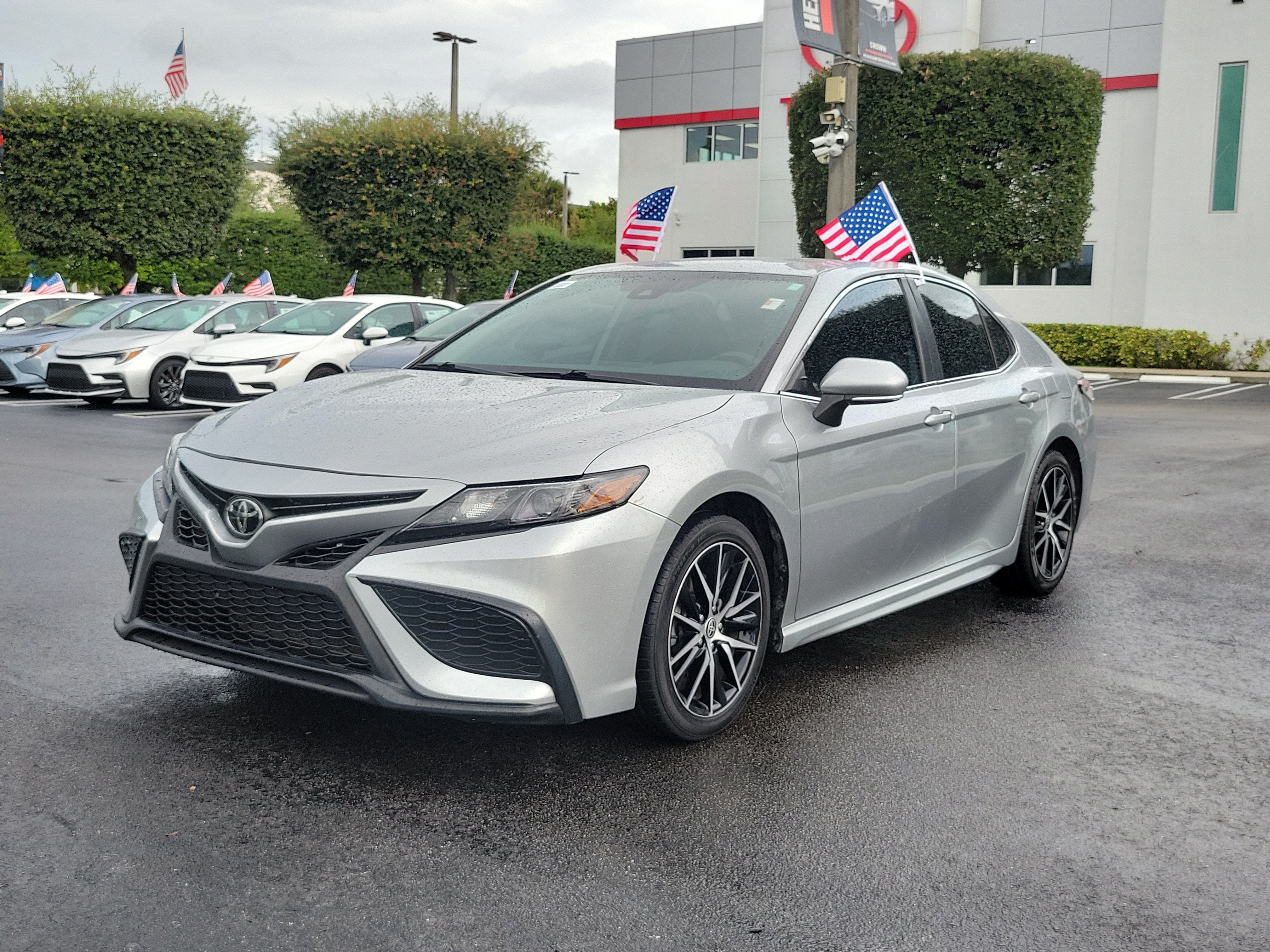 2022 Toyota Camry SE
